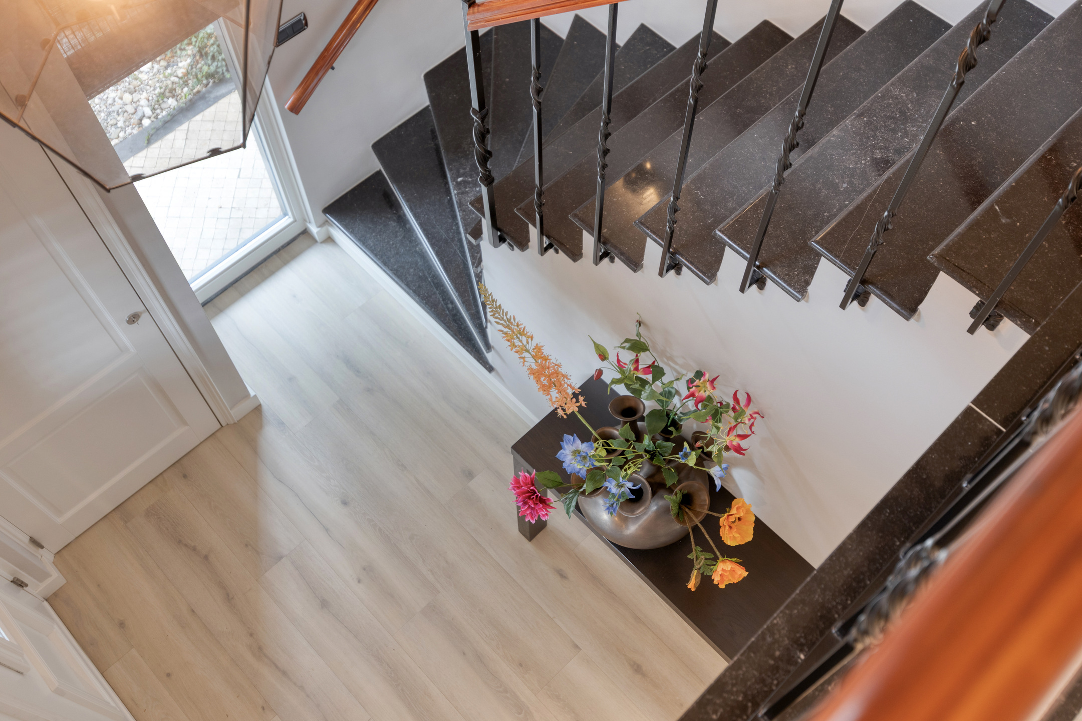 8 Rooms Rooms,2 BathroomsBathrooms,Woonhuis,Te Koop,1576 8 Rooms Rooms,2 BathroomsBathrooms,Woonhuis,Te Koop,1576