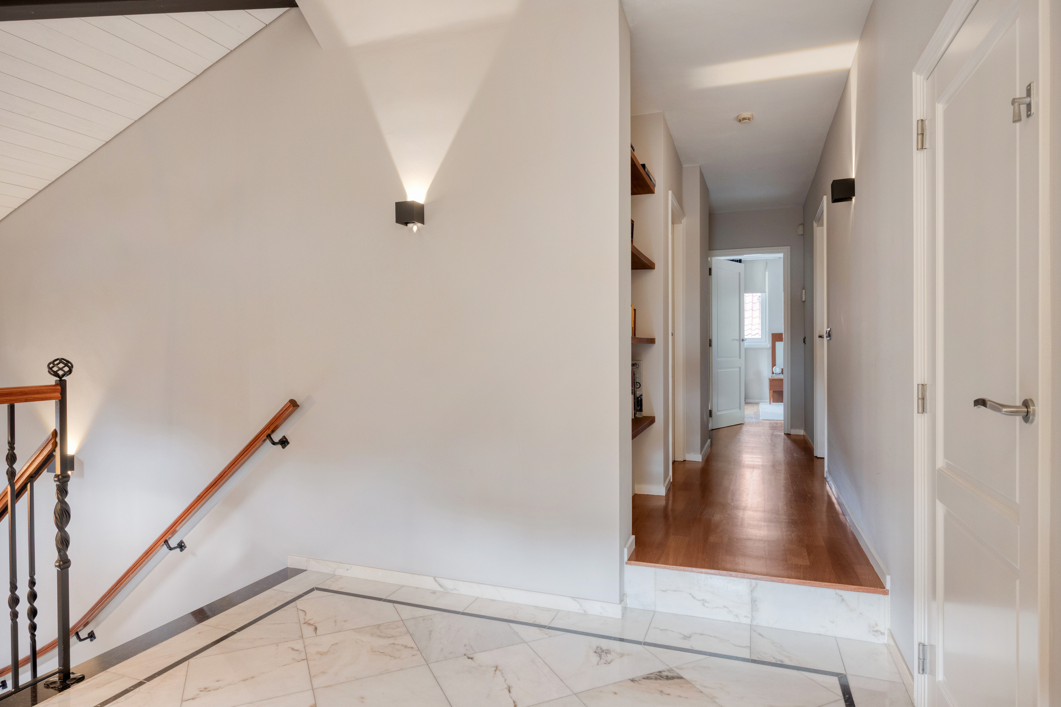 8 Rooms Rooms,2 BathroomsBathrooms,Woonhuis,Te Koop,1576 8 Rooms Rooms,2 BathroomsBathrooms,Woonhuis,Te Koop,1576