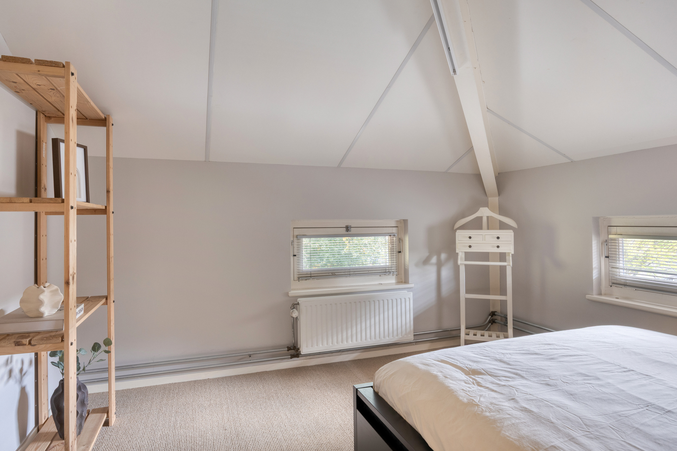 8 Rooms Rooms,2 BathroomsBathrooms,Woonhuis,Te Koop,1576 8 Rooms Rooms,2 BathroomsBathrooms,Woonhuis,Te Koop,1576