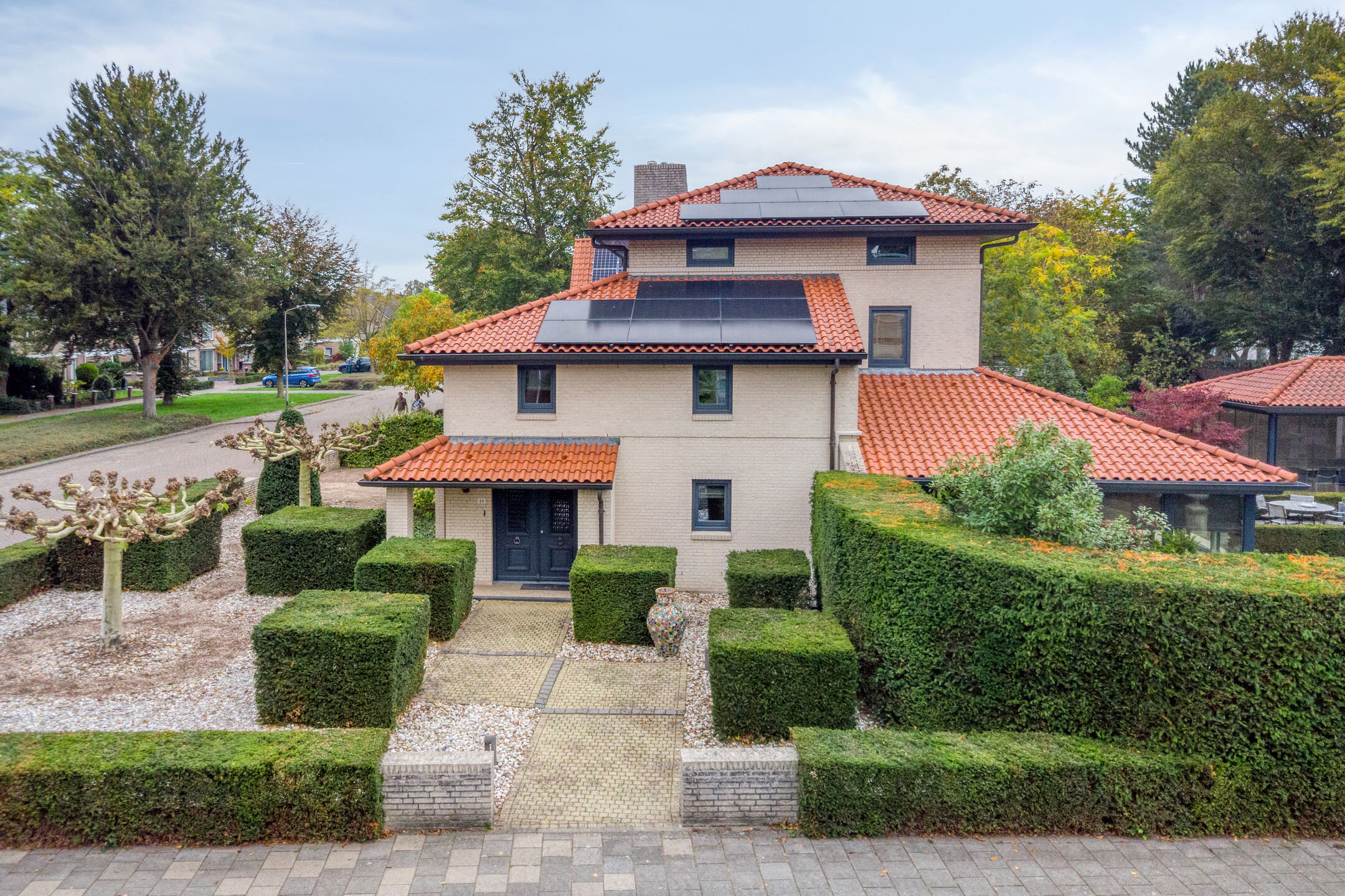 8 Rooms Rooms,2 BathroomsBathrooms,Woonhuis,Te Koop,1576 8 Rooms Rooms,2 BathroomsBathrooms,Woonhuis,Te Koop,1576