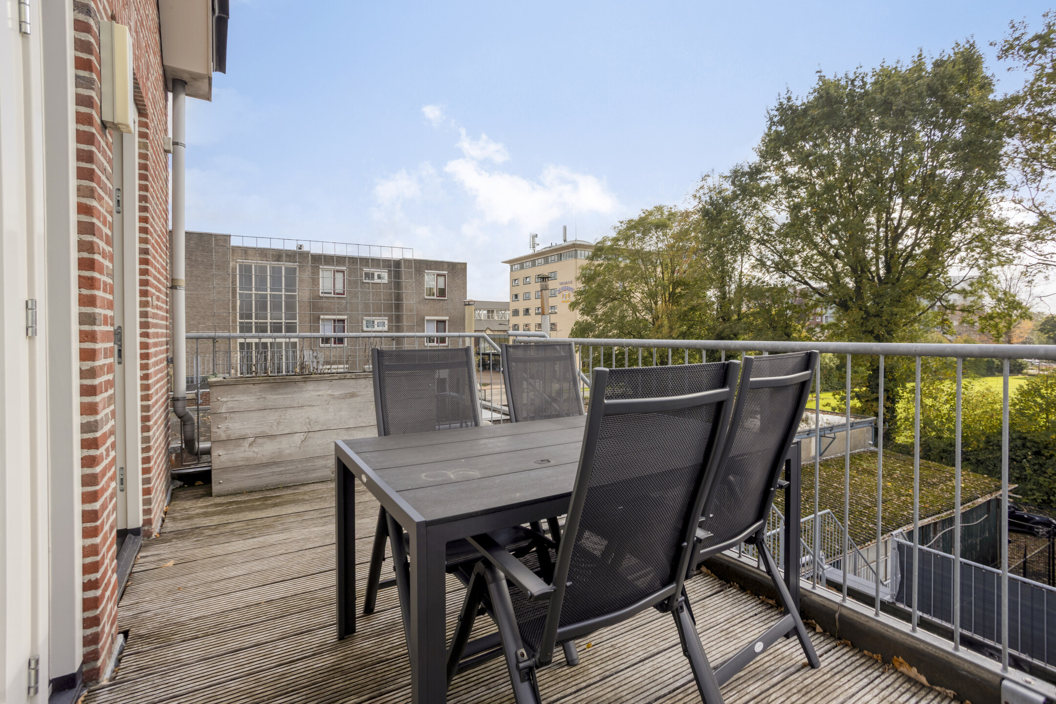 2 Bedrooms Bedrooms, ,1 BathroomBathrooms,Appartement,Te Koop,1581