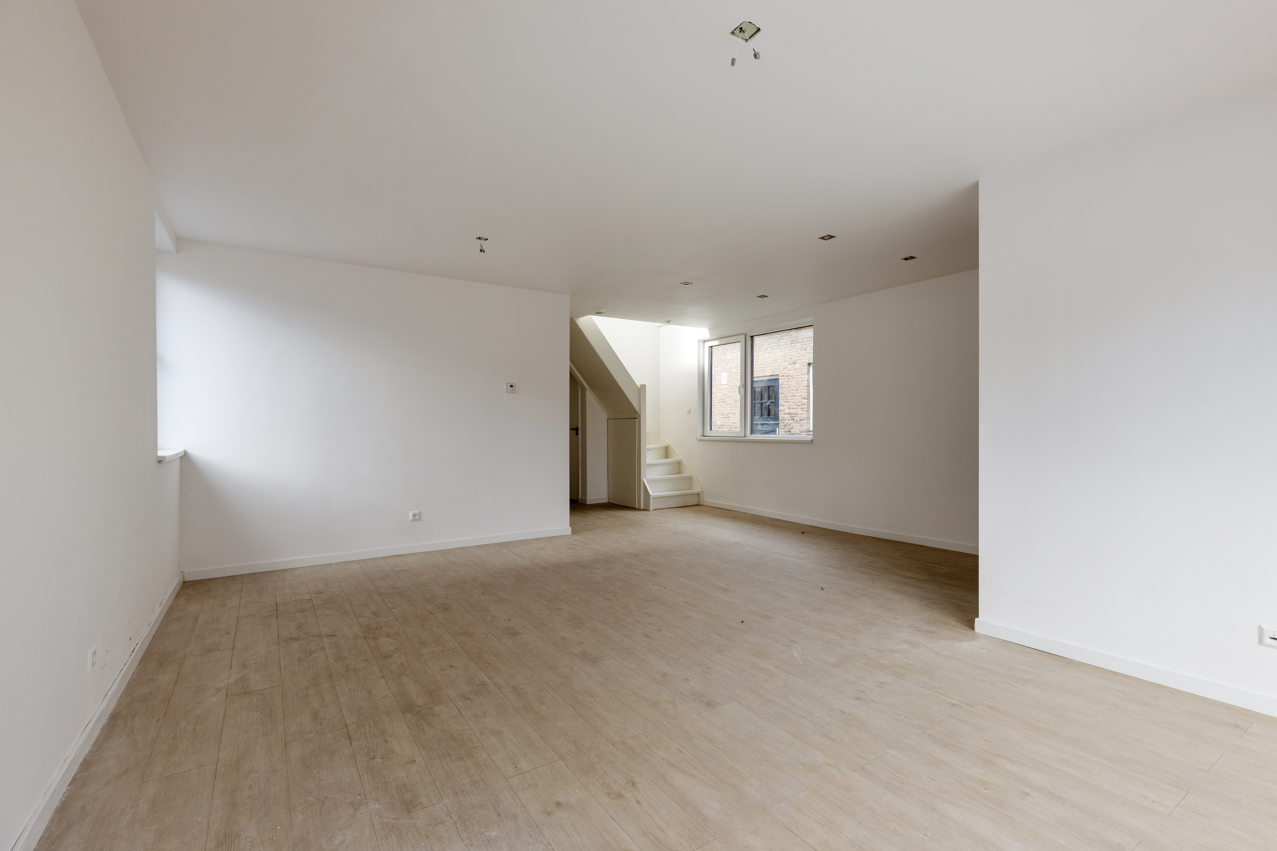 5 Rooms Rooms,2 BathroomsBathrooms,Woonhuis,Te Koop,1589