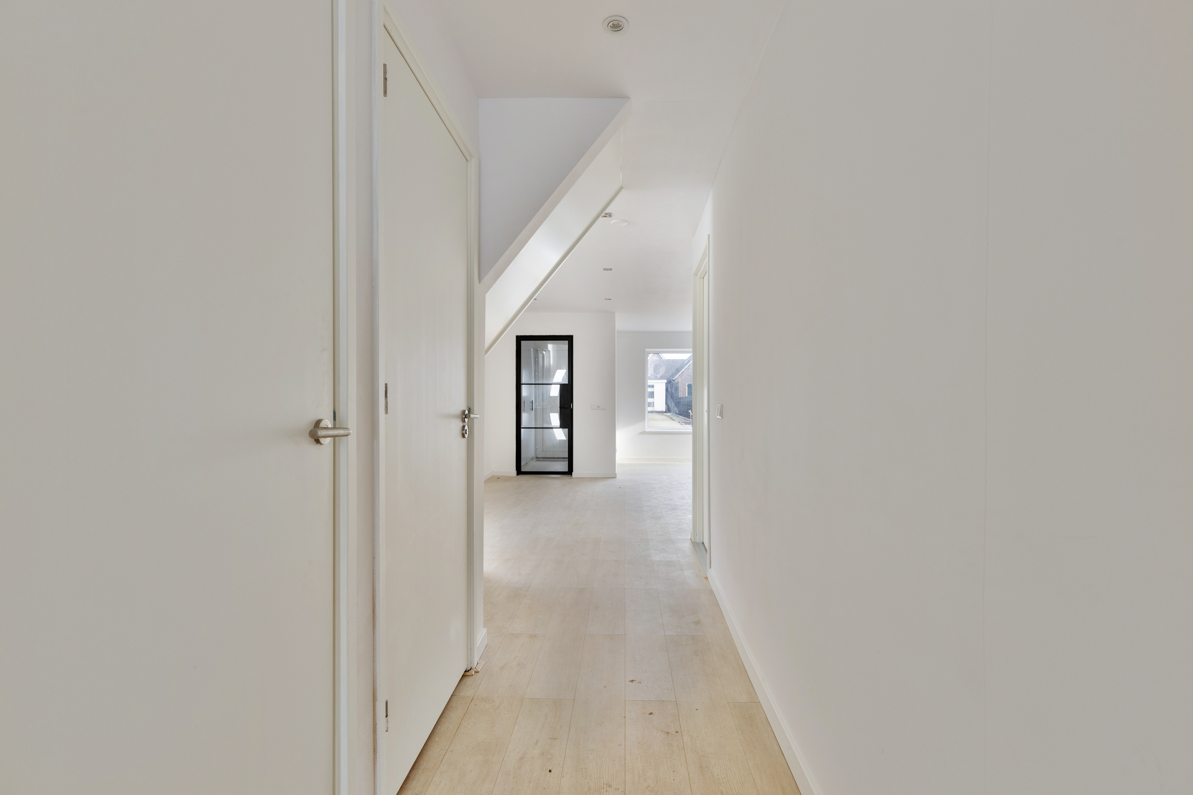 5 Rooms Rooms,2 BathroomsBathrooms,Woonhuis,Te Koop,1589