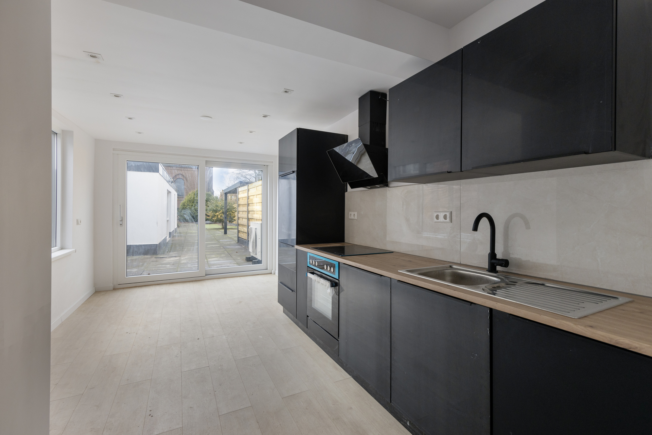 5 Rooms Rooms,2 BathroomsBathrooms,Woonhuis,Te Koop,1589