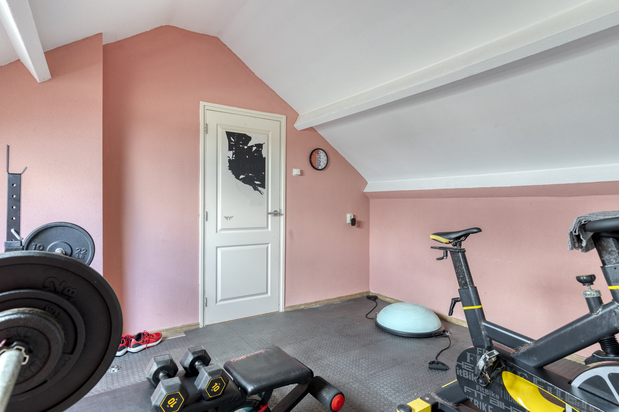 6 Rooms Rooms,1 BathroomBathrooms,Woonhuis,Te Koop,1592