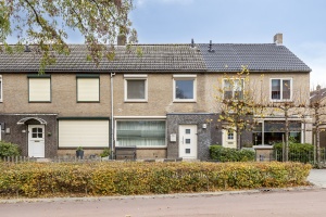 6 Rooms Rooms,1 BathroomBathrooms,Woonhuis,Te Koop,1592