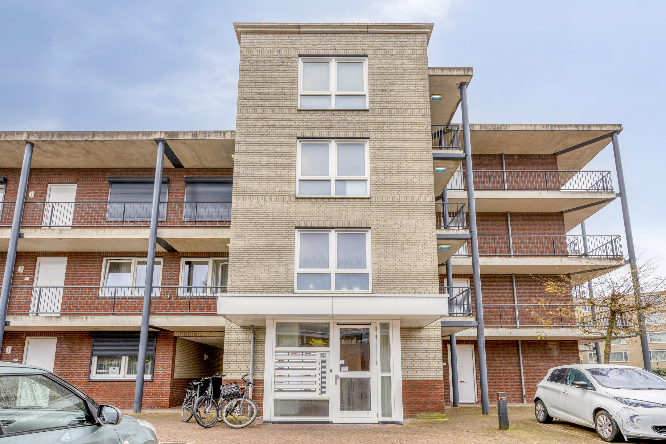 2 Bedrooms Bedrooms, ,1 BathroomBathrooms,Appartement,Te Koop,1595