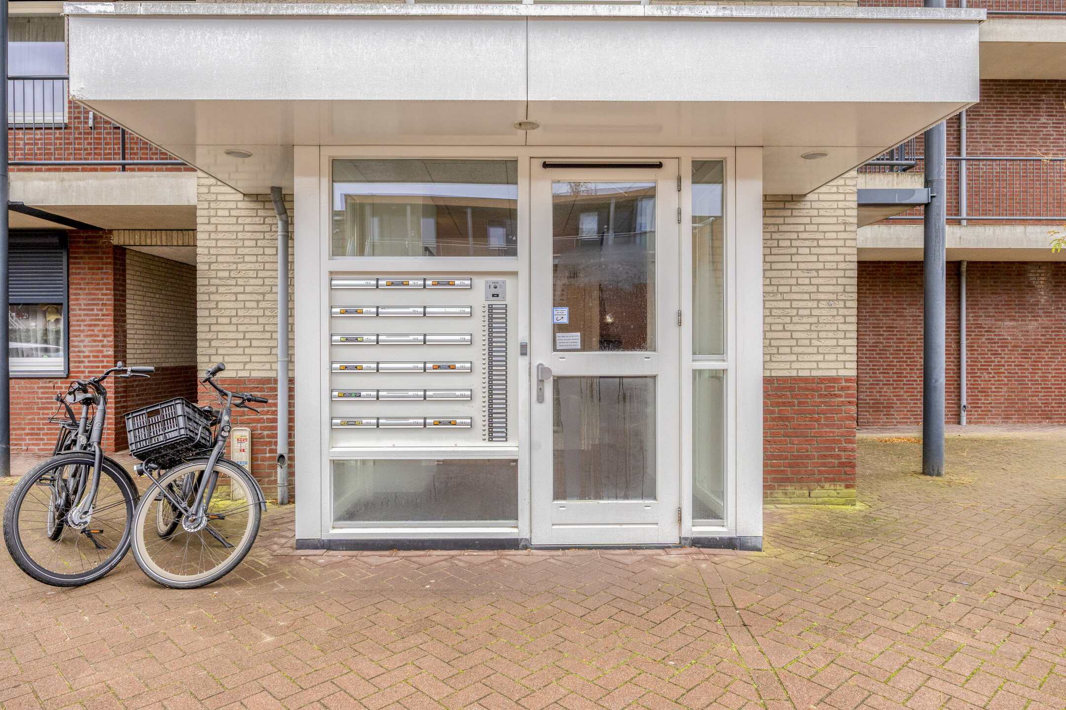 2 Bedrooms Bedrooms, ,1 BathroomBathrooms,Appartement,Te Koop,1595