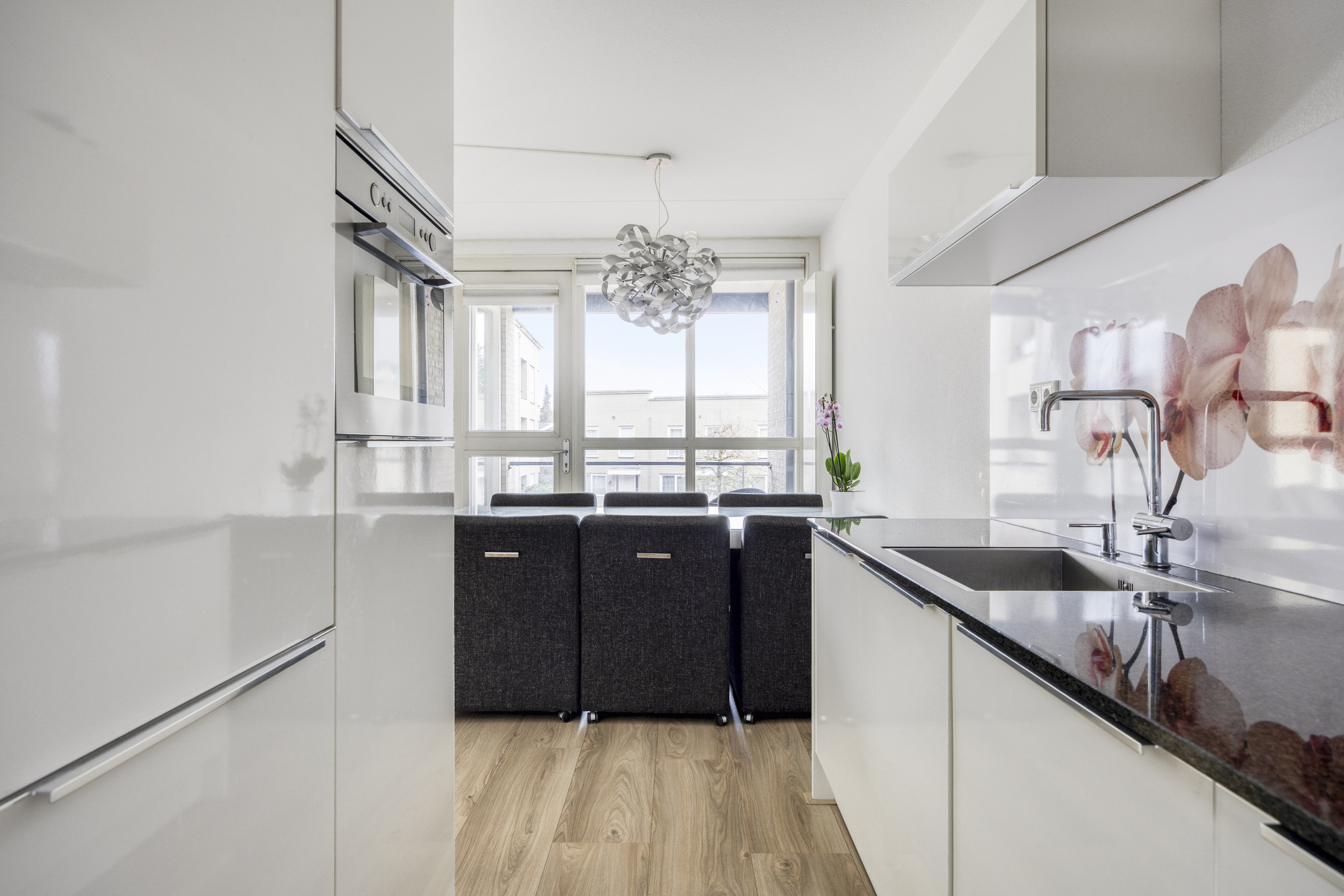 2 Bedrooms Bedrooms, ,1 BathroomBathrooms,Appartement,Te Koop,1595