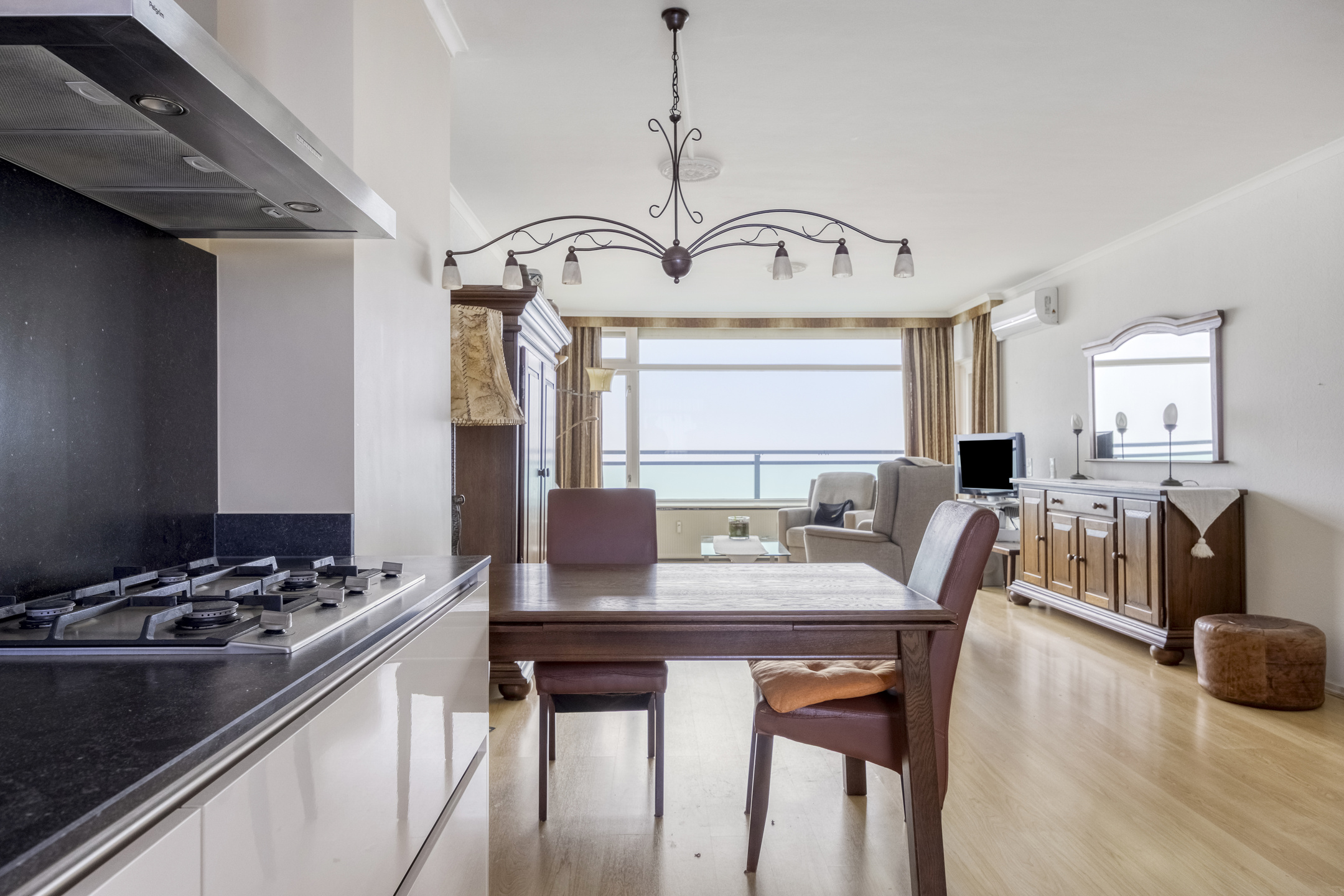 2 Bedrooms Bedrooms, ,1 BathroomBathrooms,Appartement,Te Koop,1598