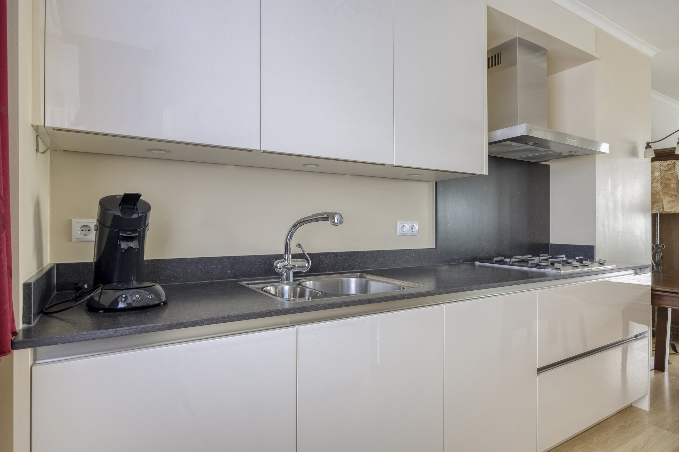 2 Bedrooms Bedrooms, ,1 BathroomBathrooms,Appartement,Te Koop,1598