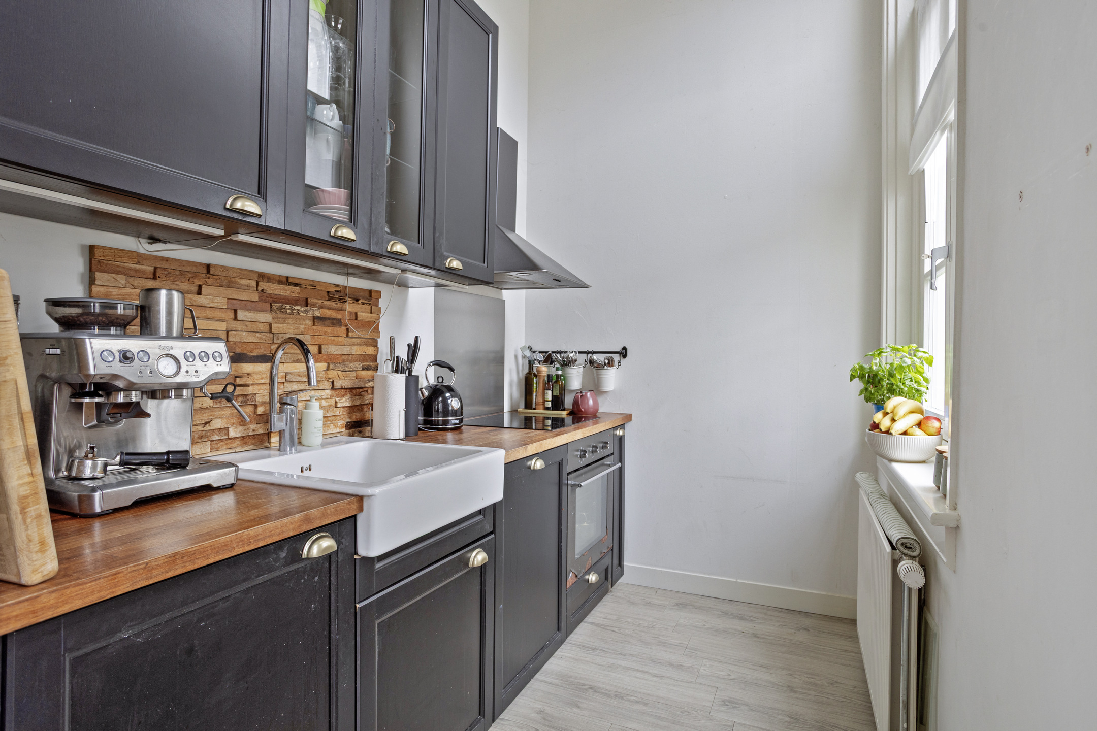 1 Bedroom Bedrooms, ,1 BathroomBathrooms,Appartement,Te Koop,1600