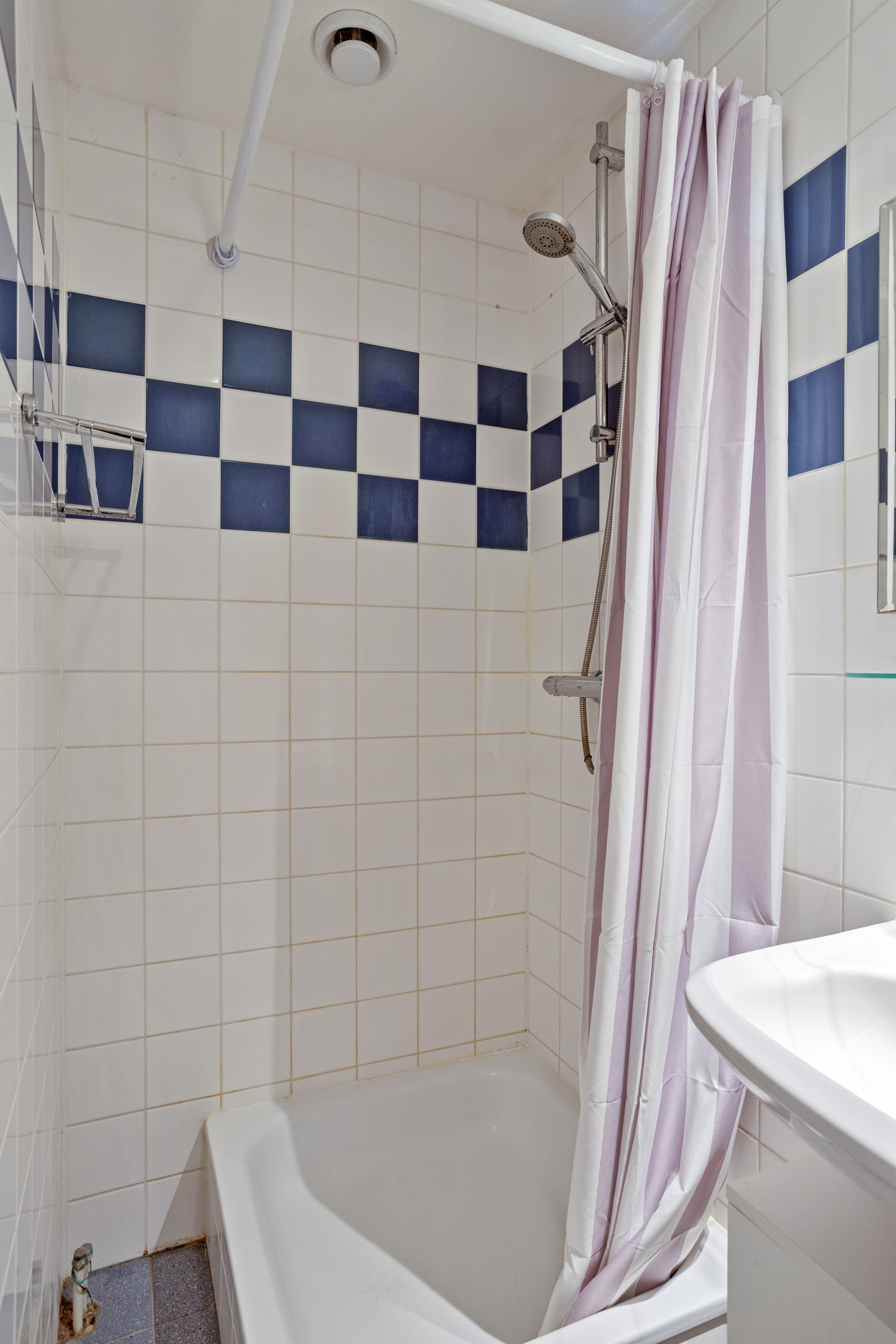 1 Bedroom Bedrooms, ,1 BathroomBathrooms,Appartement,Te Koop,1600