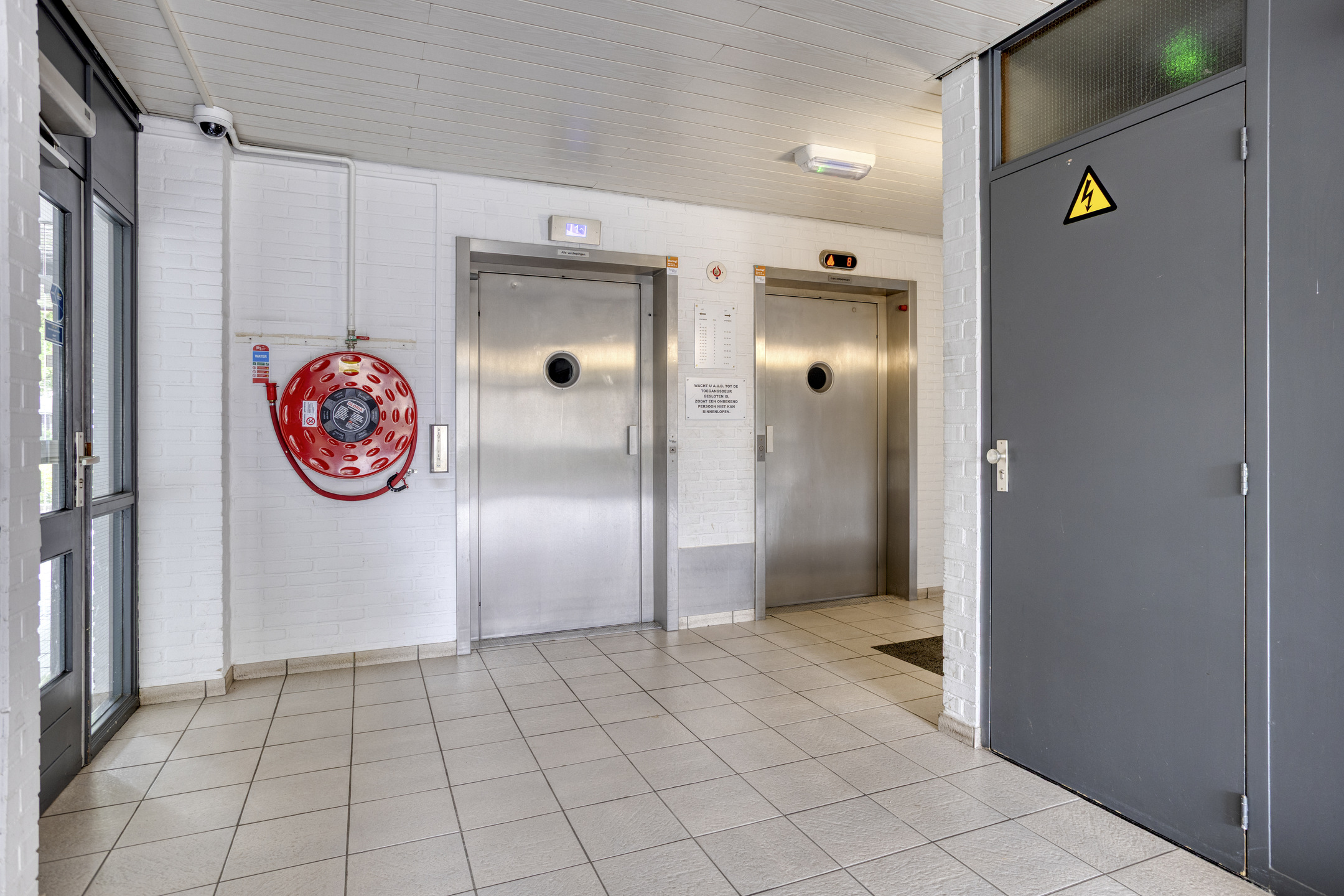 3 Bedrooms Bedrooms, ,1 BathroomBathrooms,Appartement,Te Koop,1605