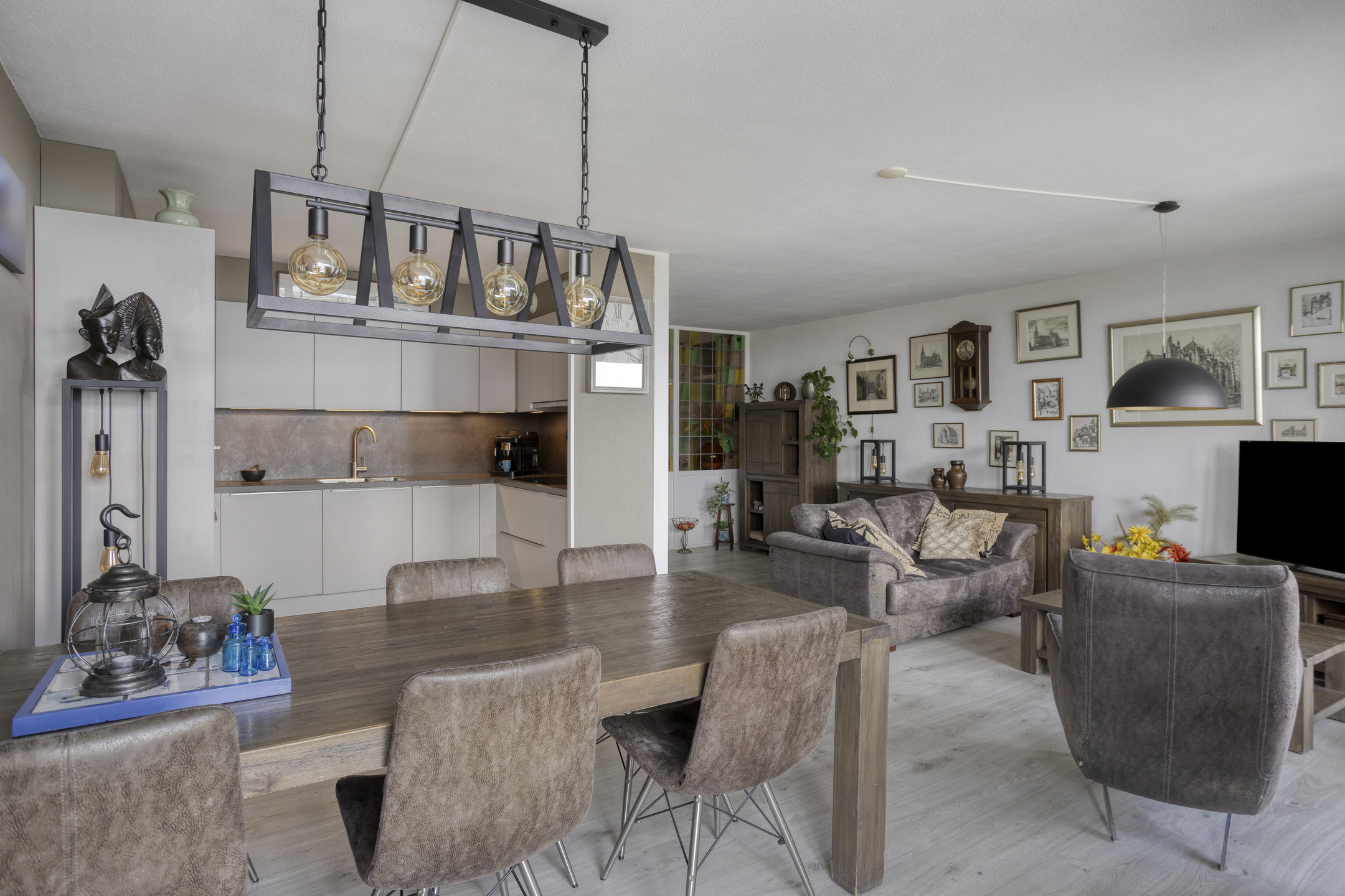 3 Bedrooms Bedrooms, ,1 BathroomBathrooms,Appartement,Te Koop,1605