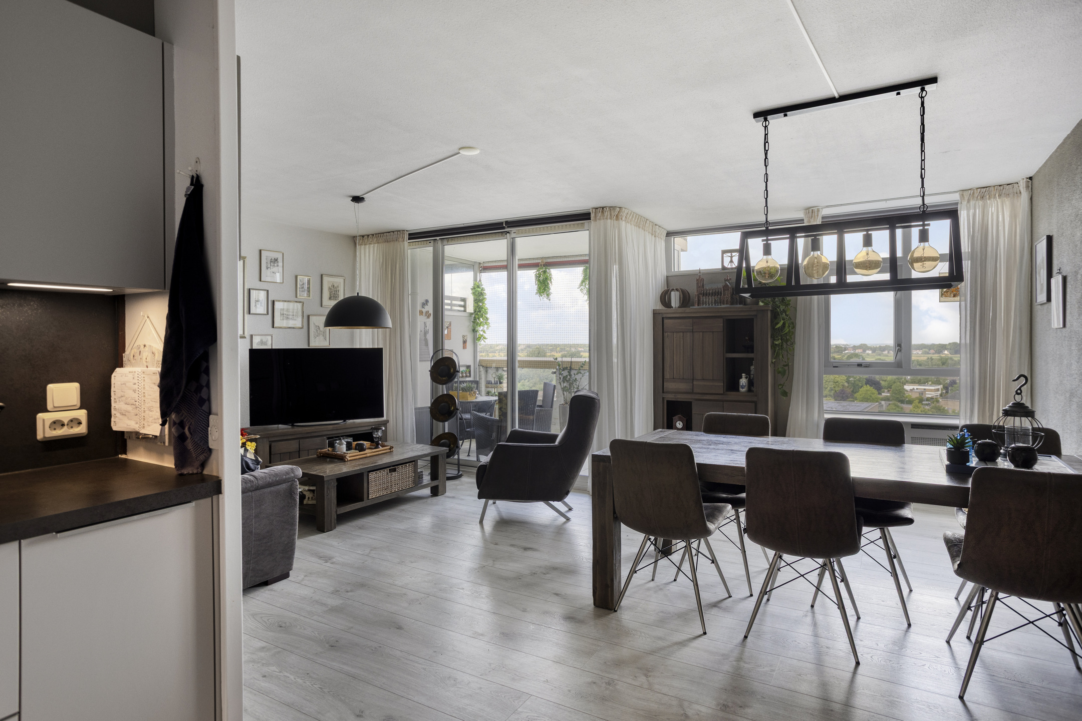 3 Bedrooms Bedrooms, ,1 BathroomBathrooms,Appartement,Te Koop,1605