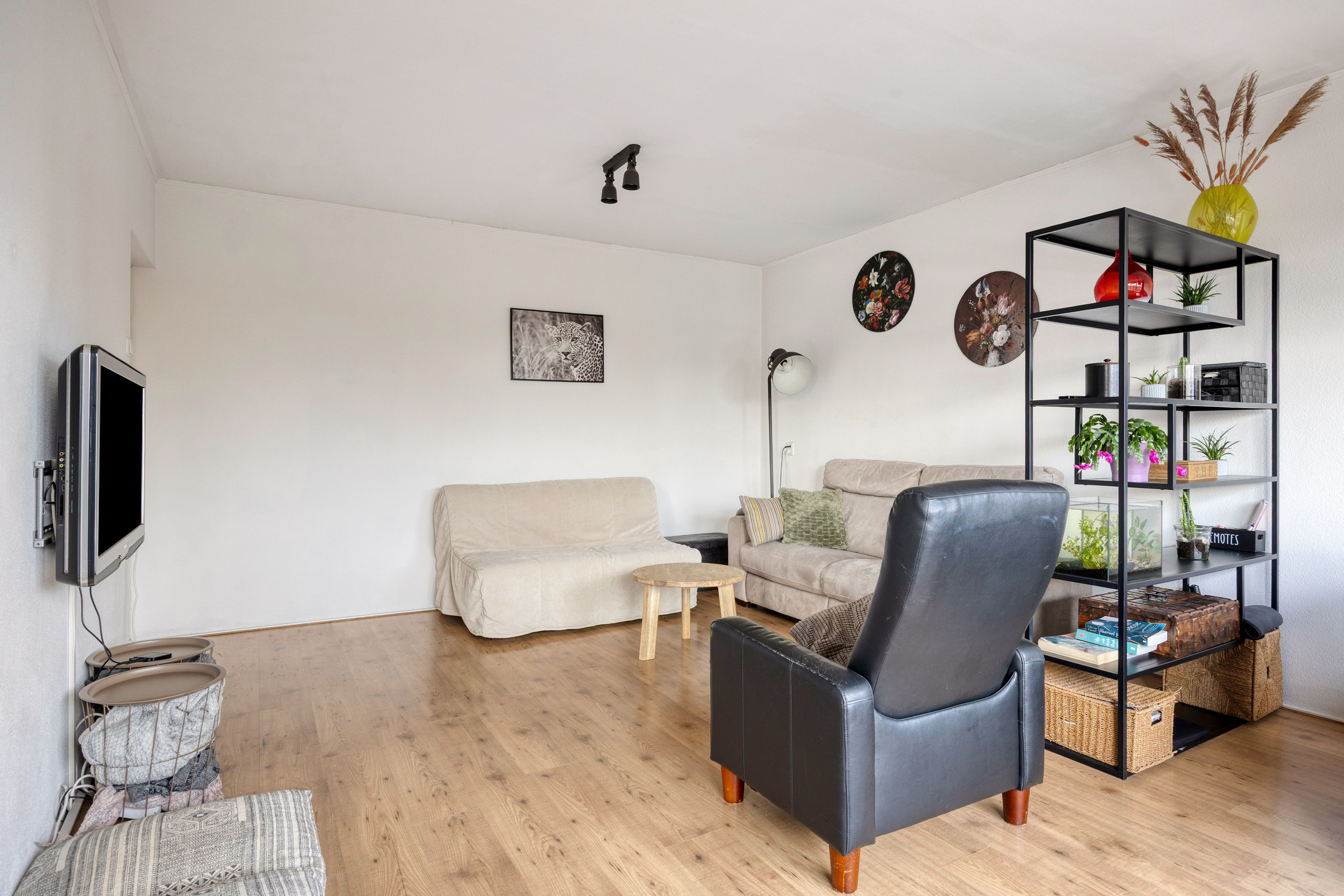 2 Bedrooms Bedrooms, ,1 BathroomBathrooms,Appartement,Te Koop,1608