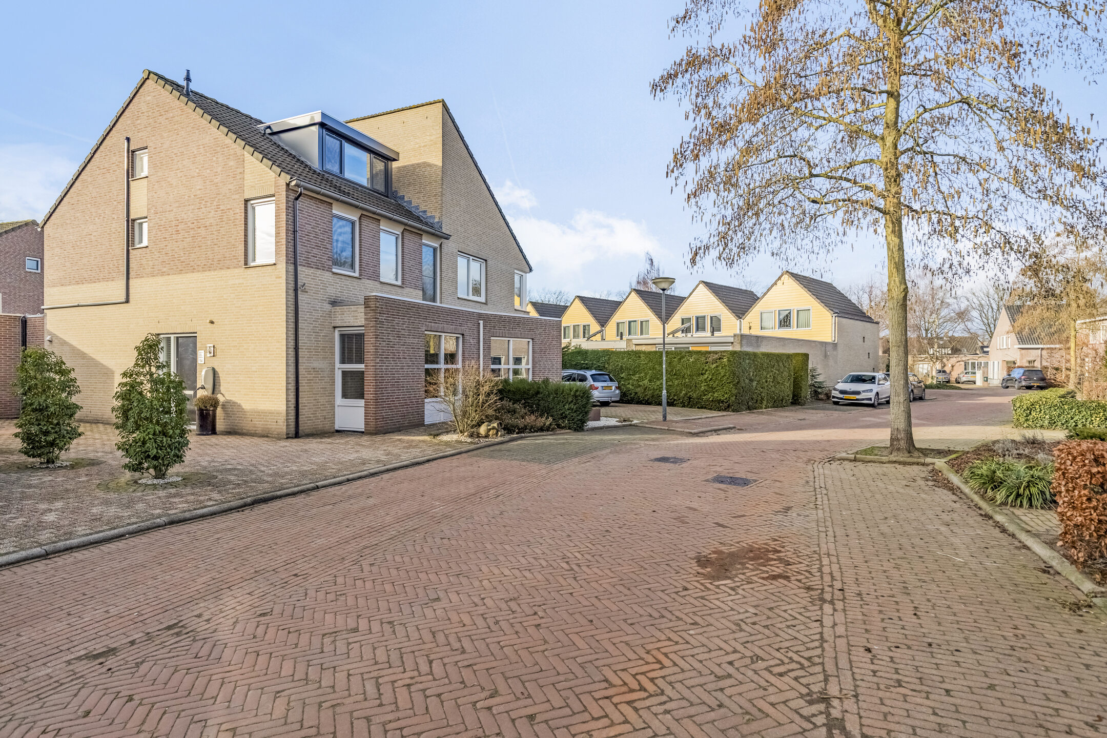 5 Rooms Rooms,1 BathroomBathrooms,Woonhuis,Te Koop,1610