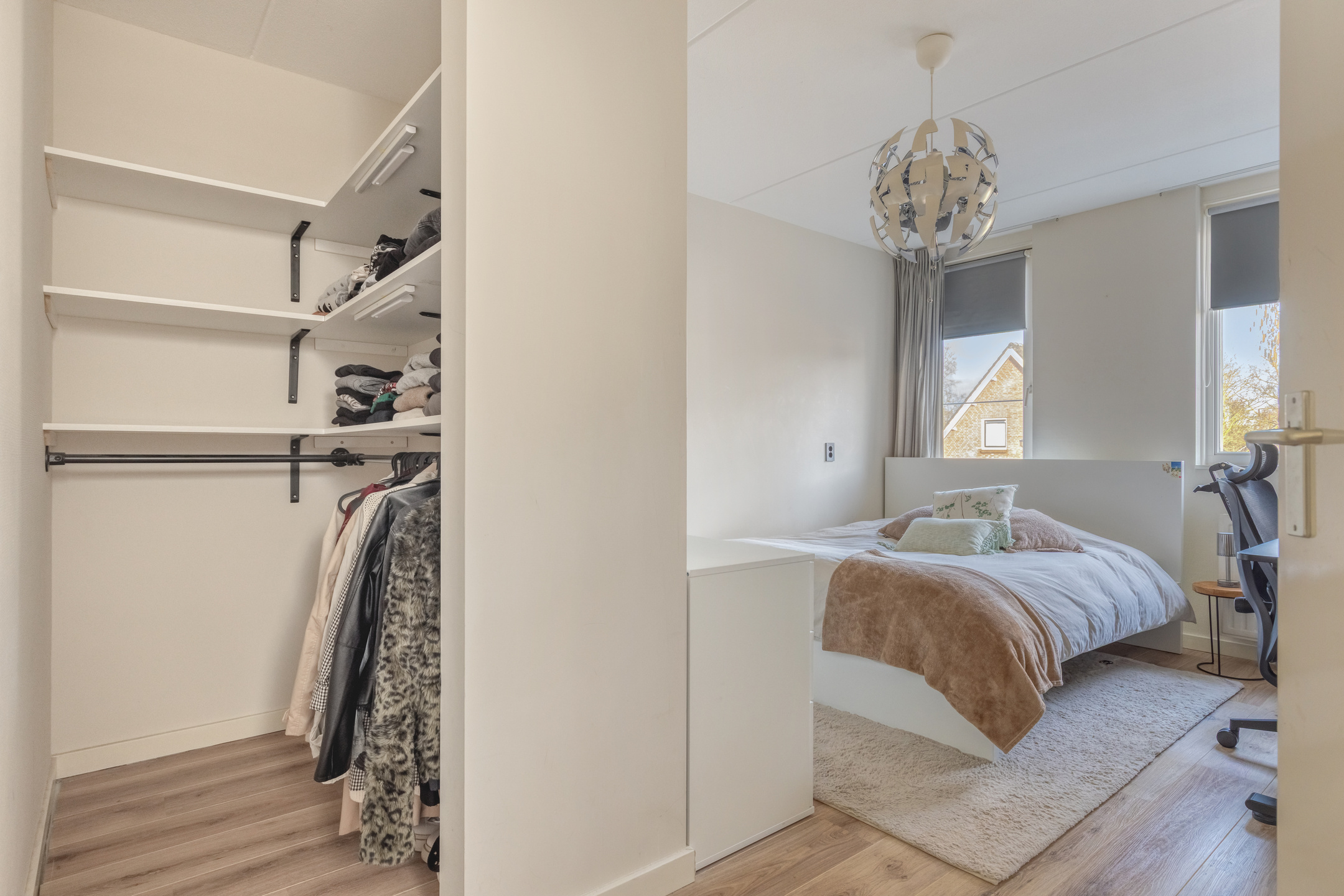 5 Rooms Rooms,1 BathroomBathrooms,Woonhuis,Te Koop,1610