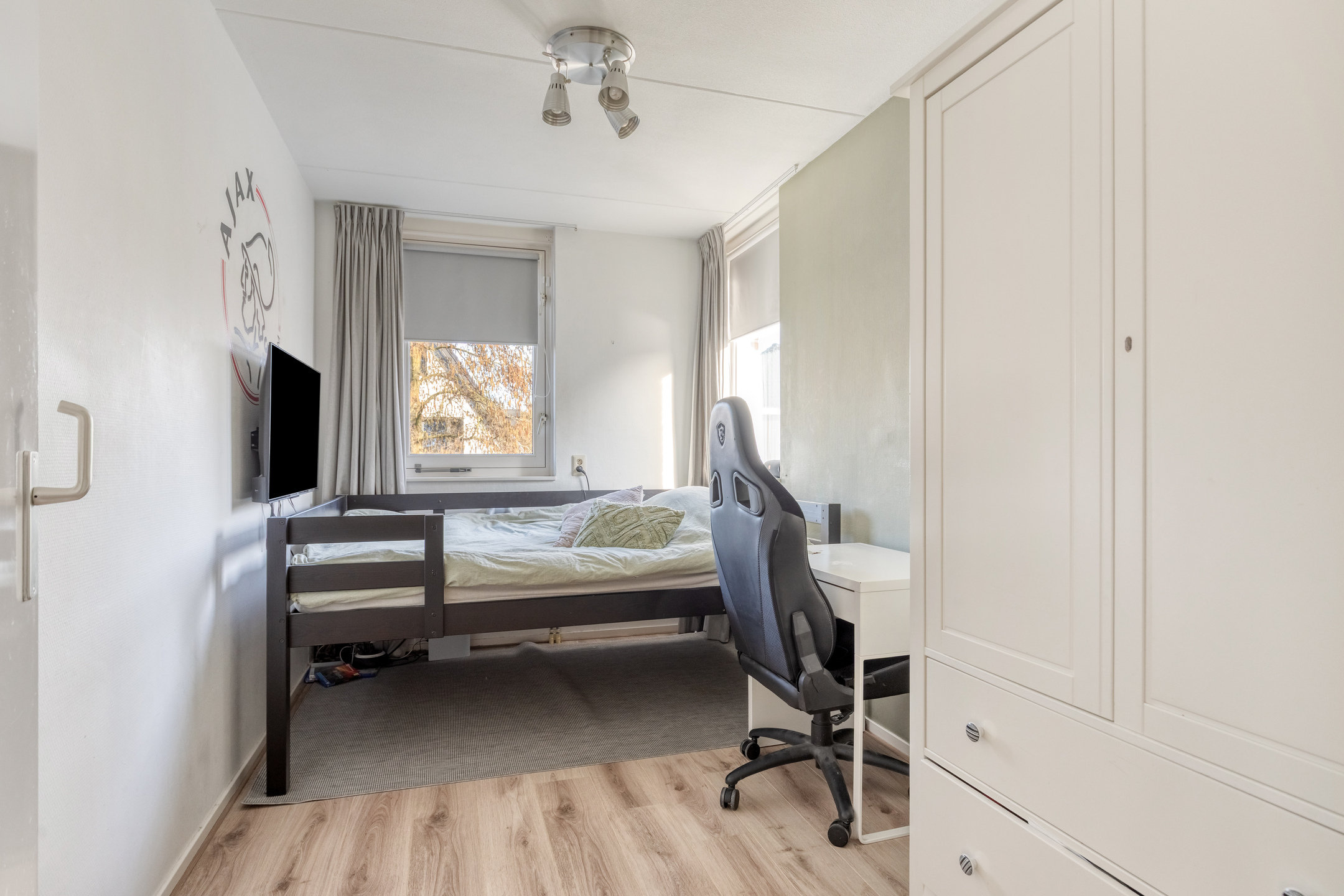 5 Rooms Rooms,1 BathroomBathrooms,Woonhuis,Te Koop,1610