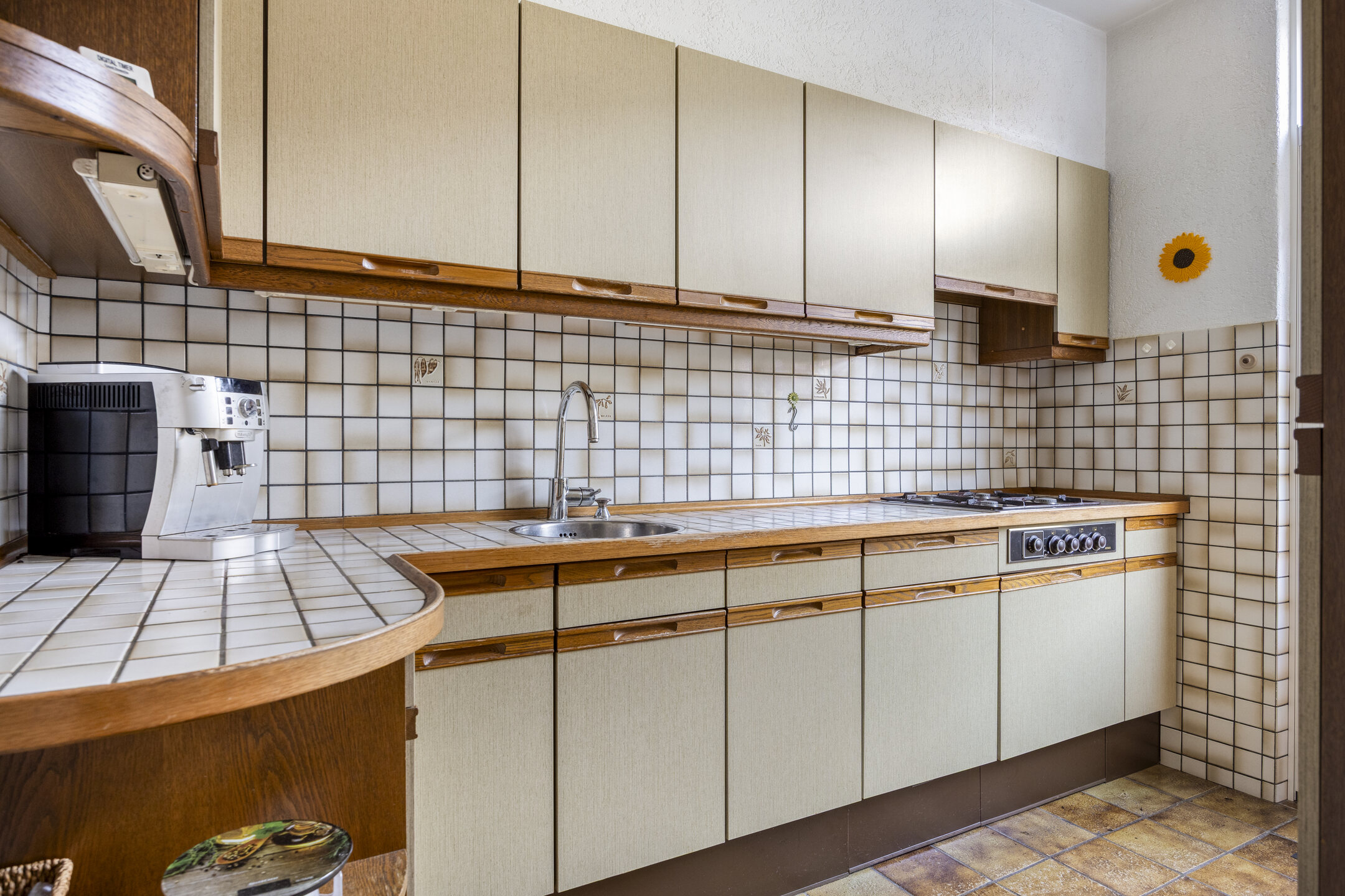 5 Rooms Rooms,1 BathroomBathrooms,Woonhuis,Te Koop,1611