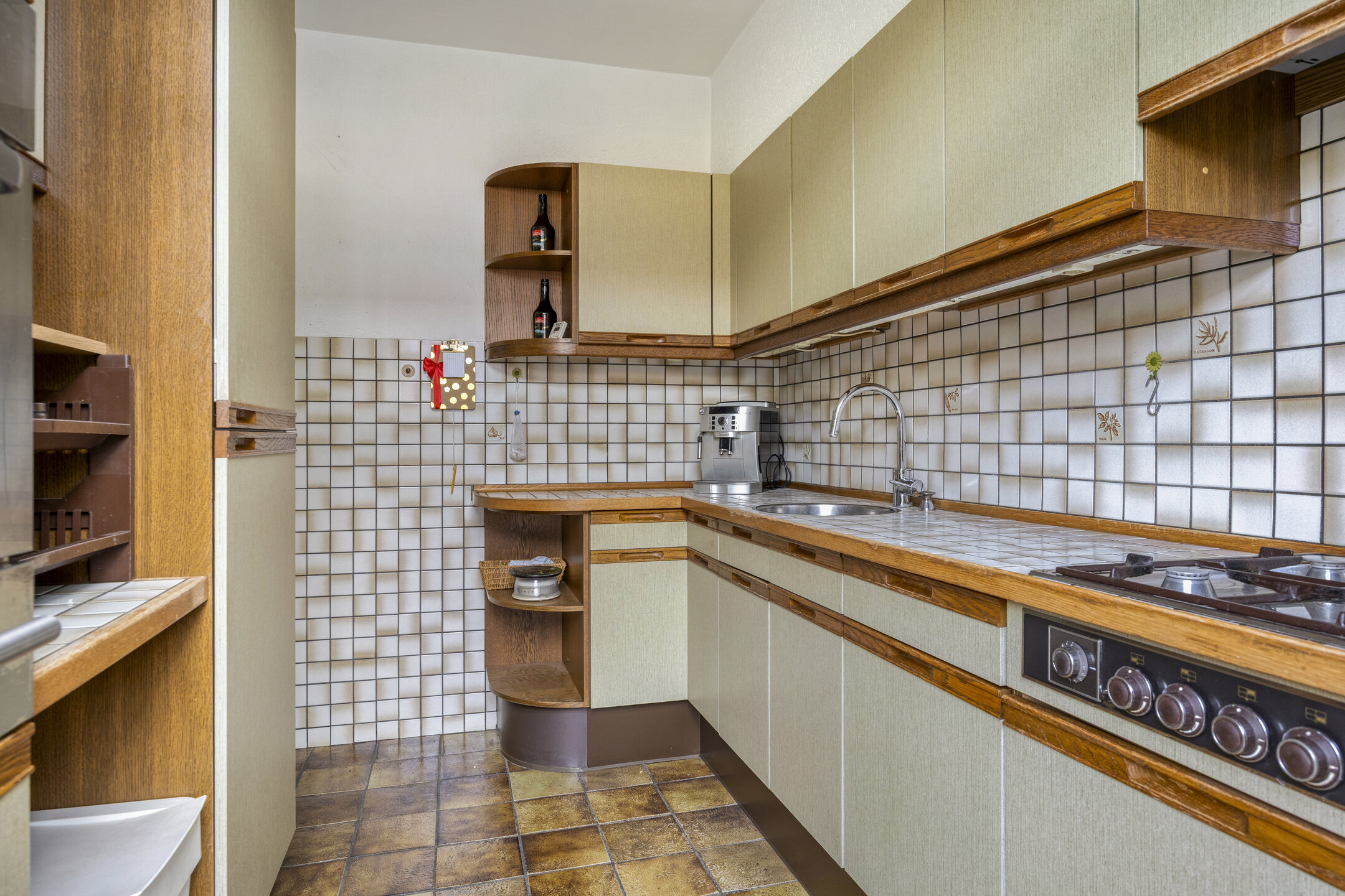 5 Rooms Rooms,1 BathroomBathrooms,Woonhuis,Te Koop,1611