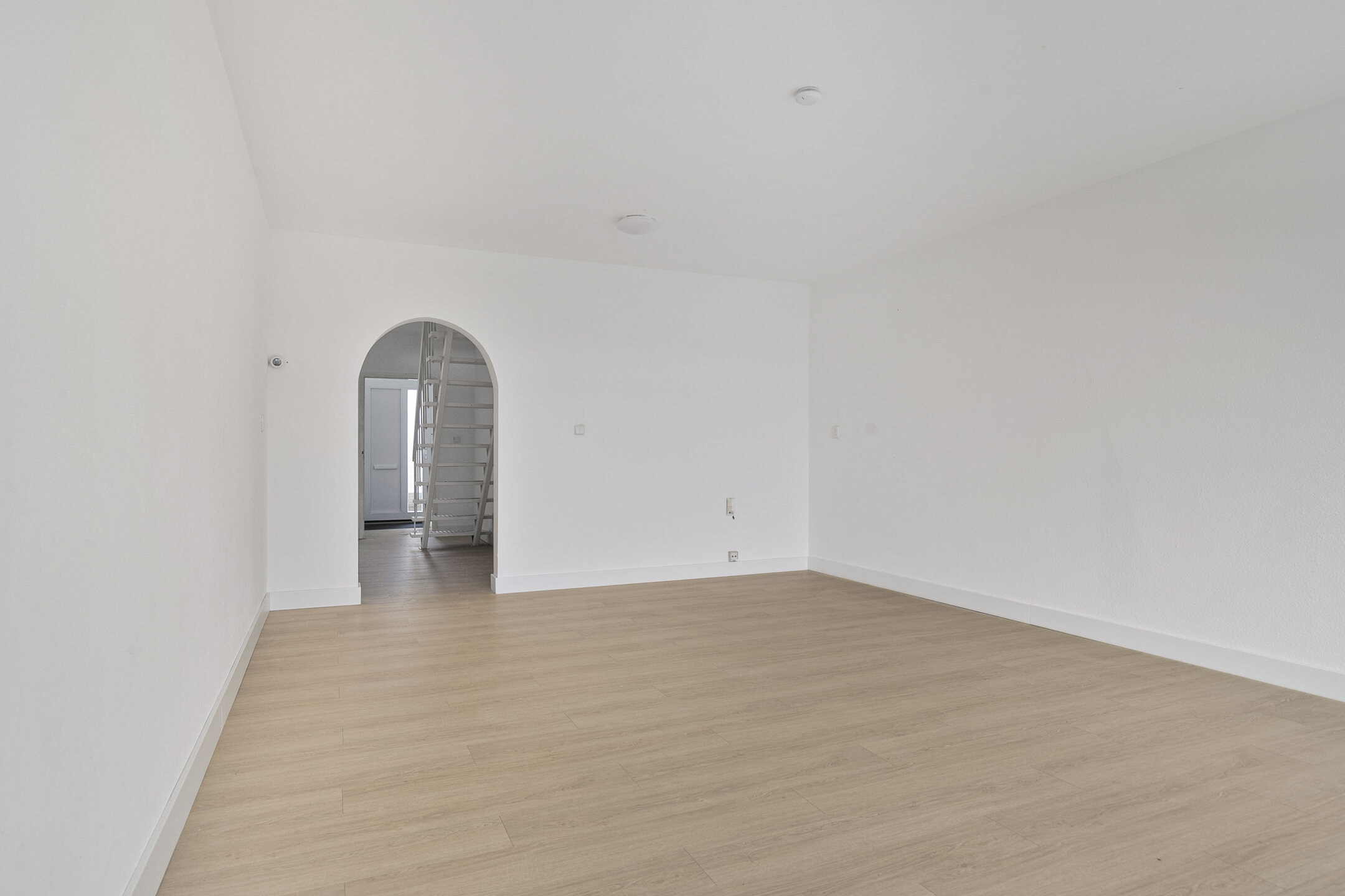 4 Rooms Rooms,1 BathroomBathrooms,Woonhuis,Te Koop,1616