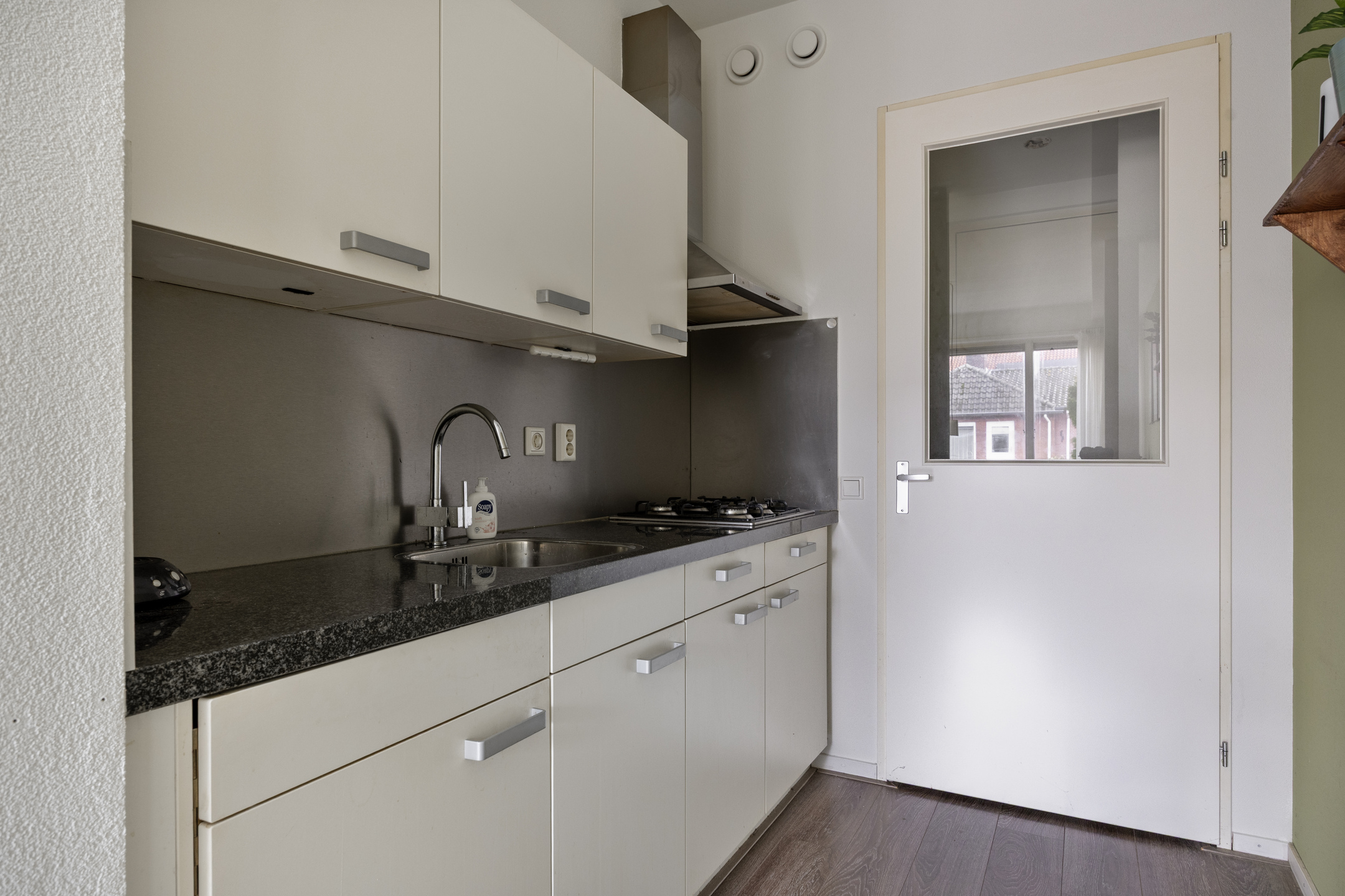 1 Bedroom Bedrooms, ,1 BathroomBathrooms,Appartement,Te Koop,1628