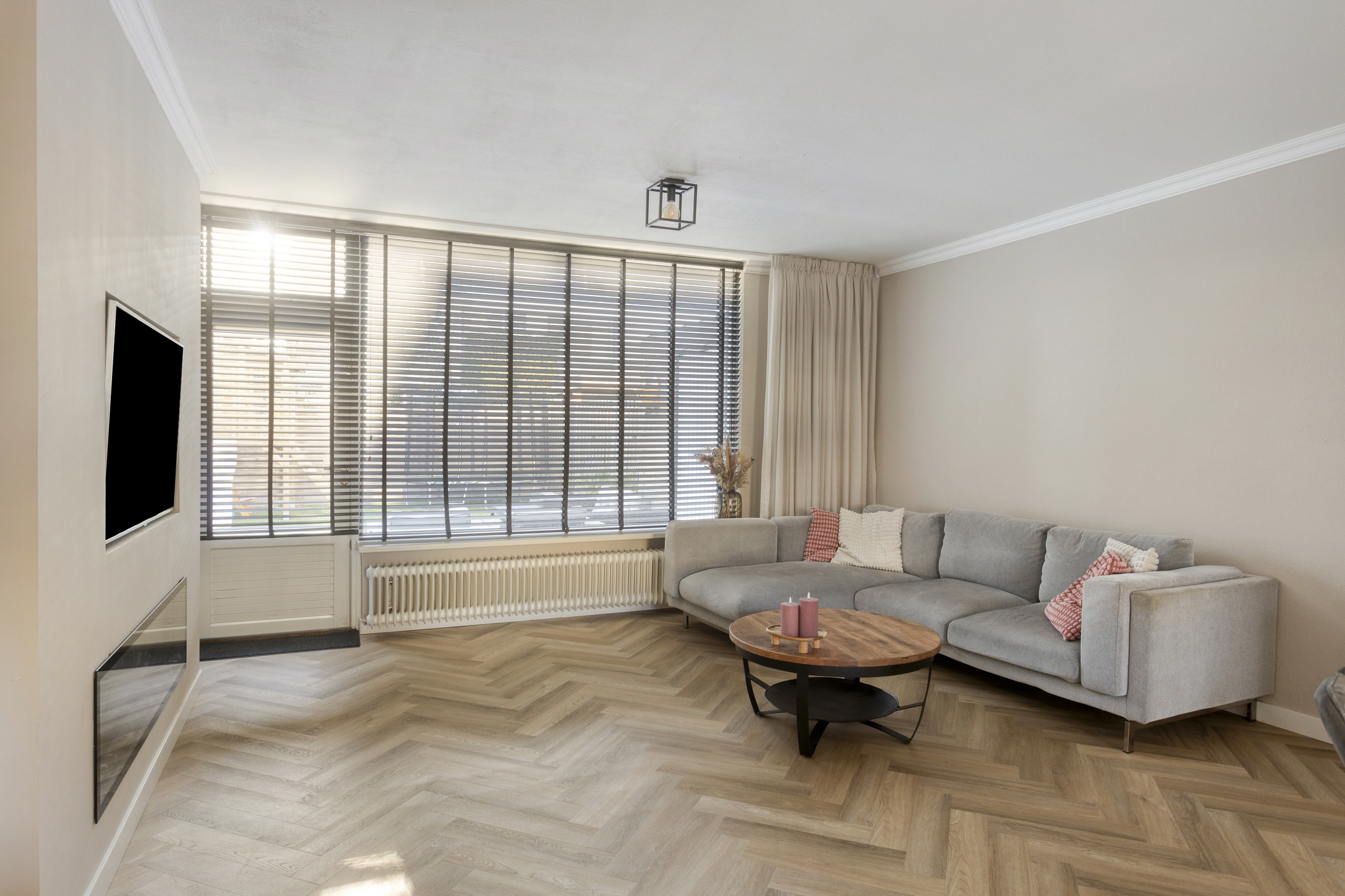 5 Rooms Rooms,1 BathroomBathrooms,Woonhuis,Te Koop,1629