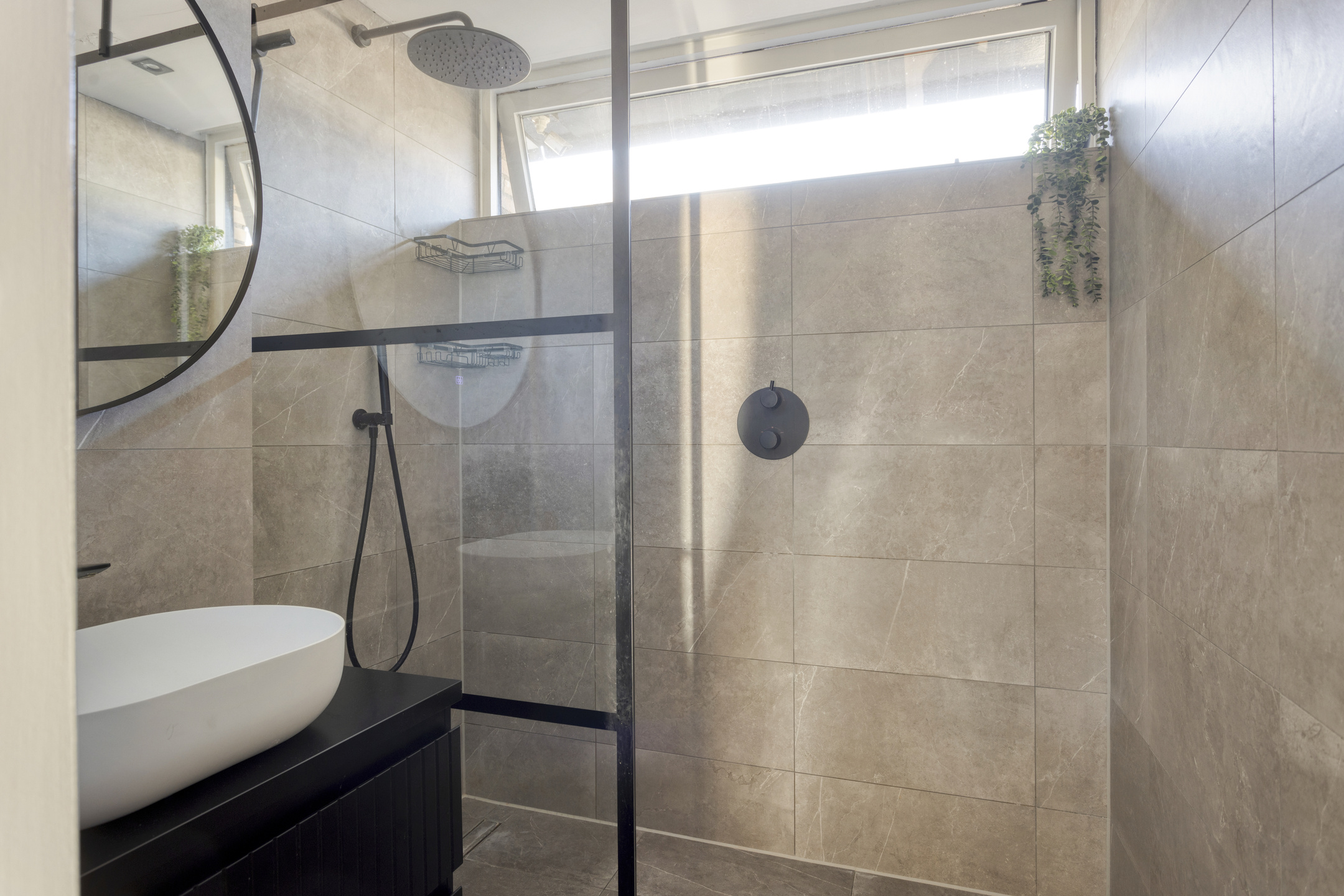 5 Rooms Rooms,1 BathroomBathrooms,Woonhuis,Te Koop,1629