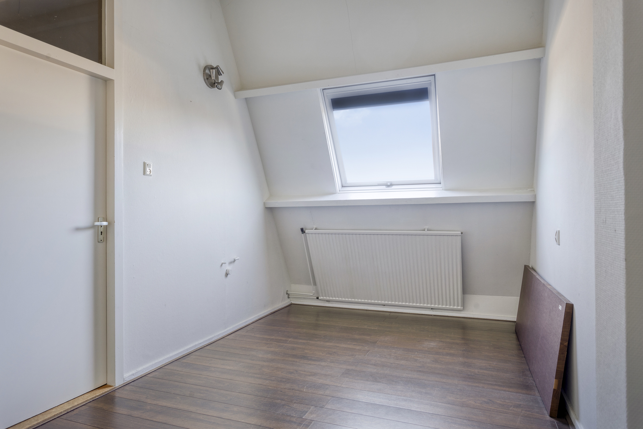 5 Rooms Rooms,1 BathroomBathrooms,Woonhuis,Te Koop,1629