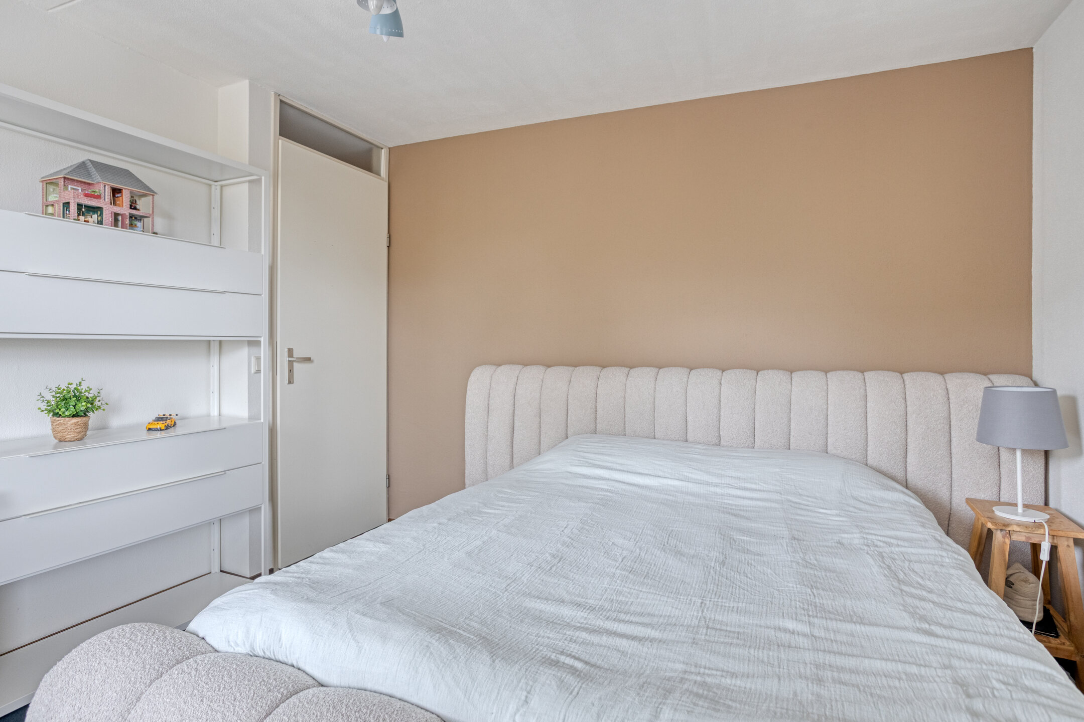 5 Rooms Rooms,1 BathroomBathrooms,Woonhuis,Te Koop,1634