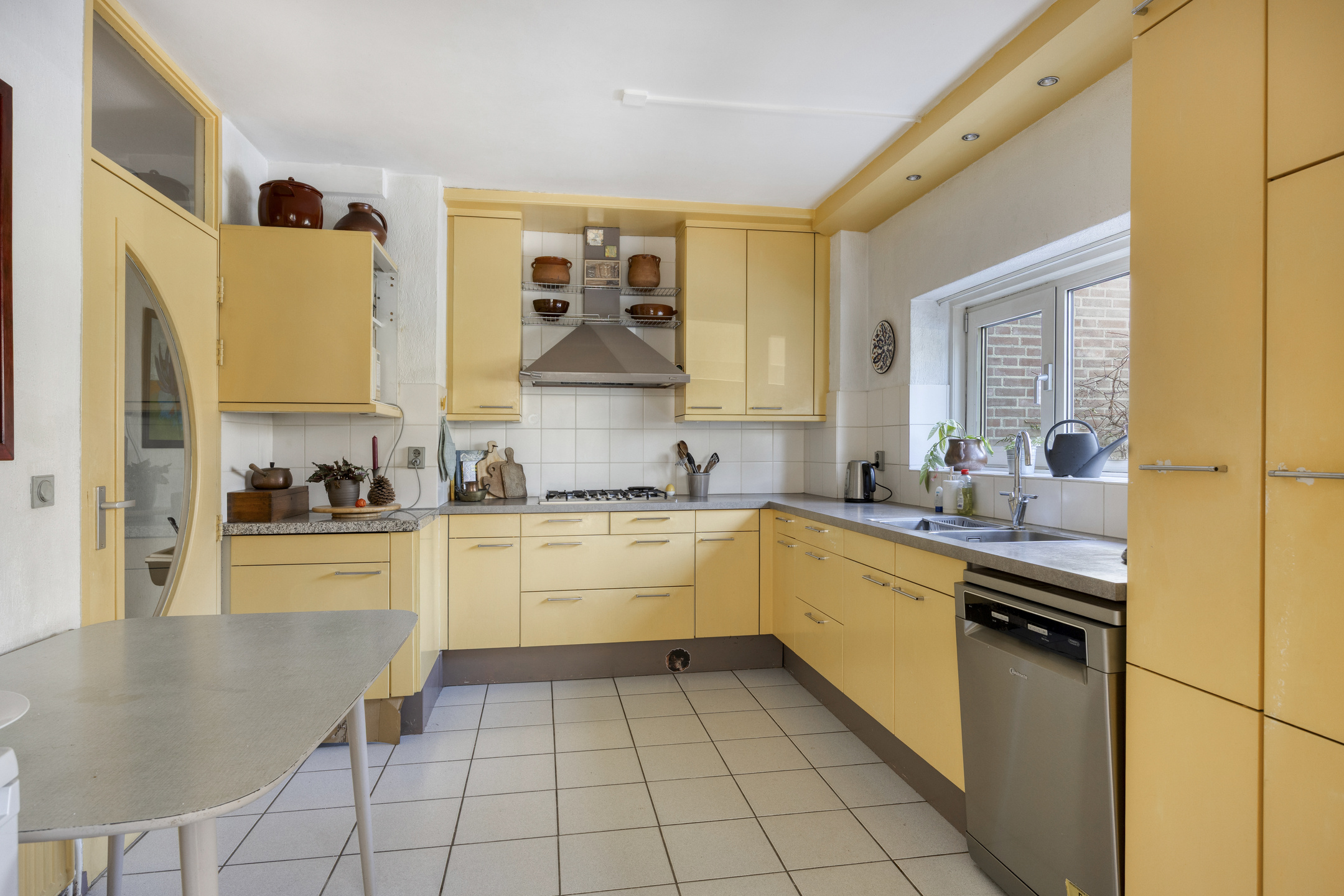 4 Rooms Rooms,1 BathroomBathrooms,Woonhuis,Te Koop,1643