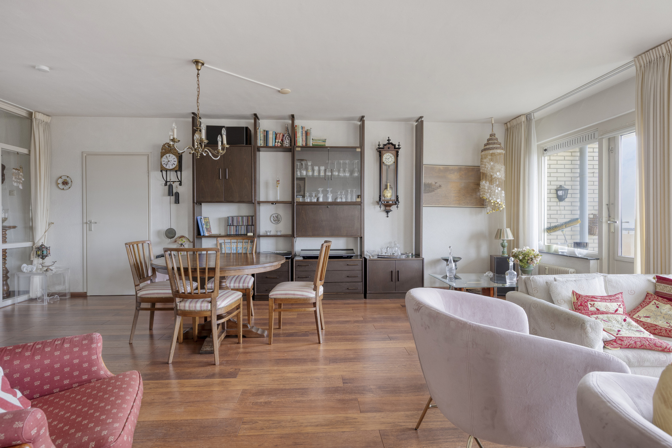 3 Bedrooms Bedrooms, ,1 BathroomBathrooms,Appartement,Te Koop,1649