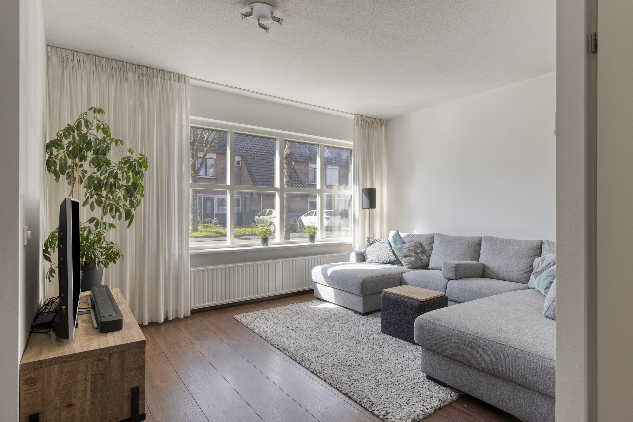 6 Rooms Rooms,1 BathroomBathrooms,Woonhuis,Te Koop,1654