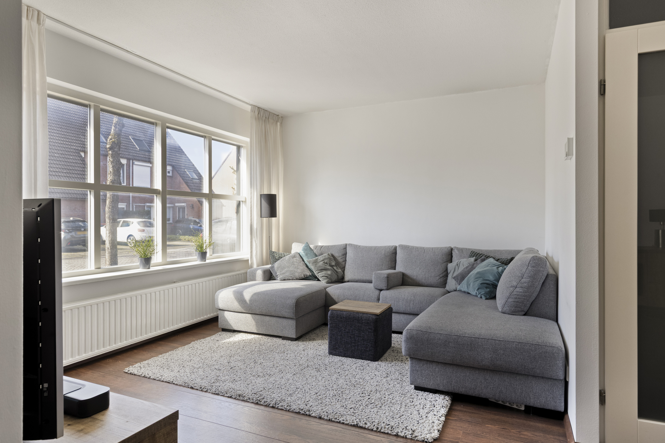 6 Rooms Rooms,1 BathroomBathrooms,Woonhuis,Te Koop,1654