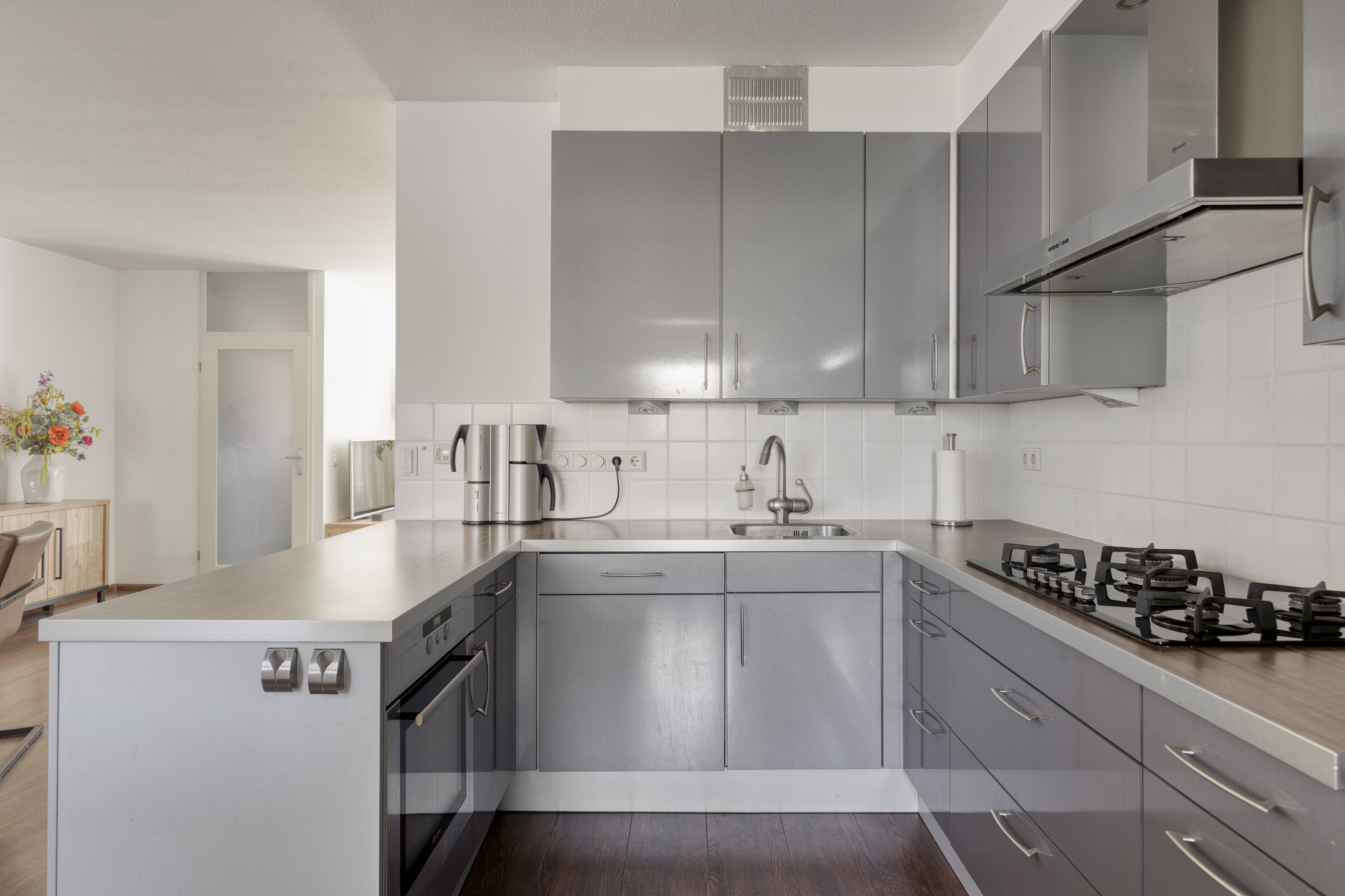 6 Rooms Rooms,1 BathroomBathrooms,Woonhuis,Te Koop,1654