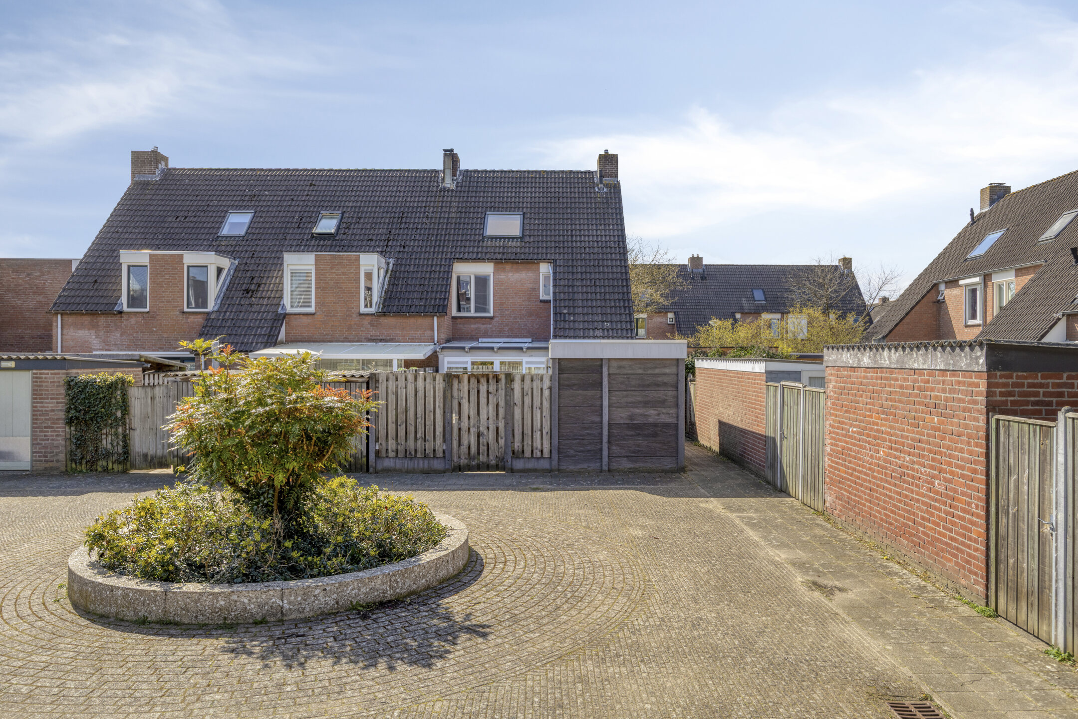 6 Rooms Rooms,1 BathroomBathrooms,Woonhuis,Te Koop,1654