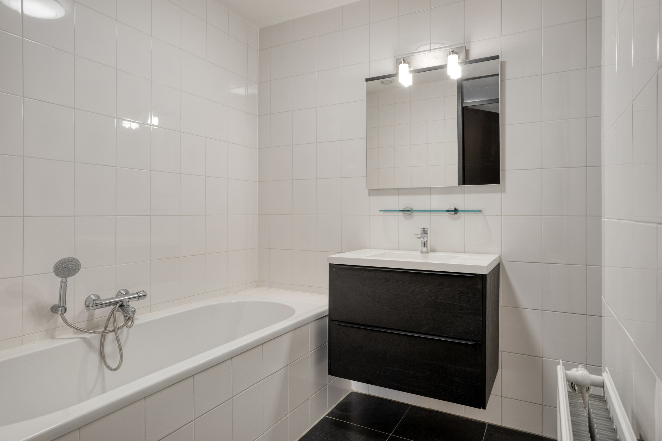 2 Bedrooms Bedrooms, ,1 BathroomBathrooms,Appartement,Te Koop,1658