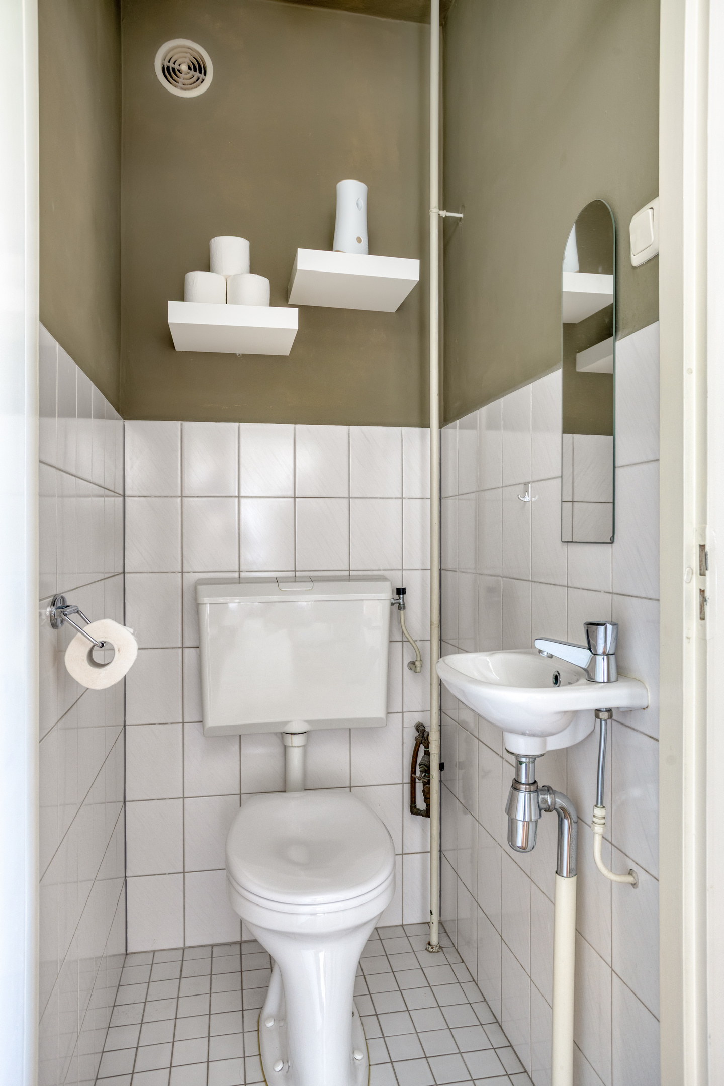 2 Bedrooms Bedrooms, ,1 BathroomBathrooms,Appartement,Te Koop,1659