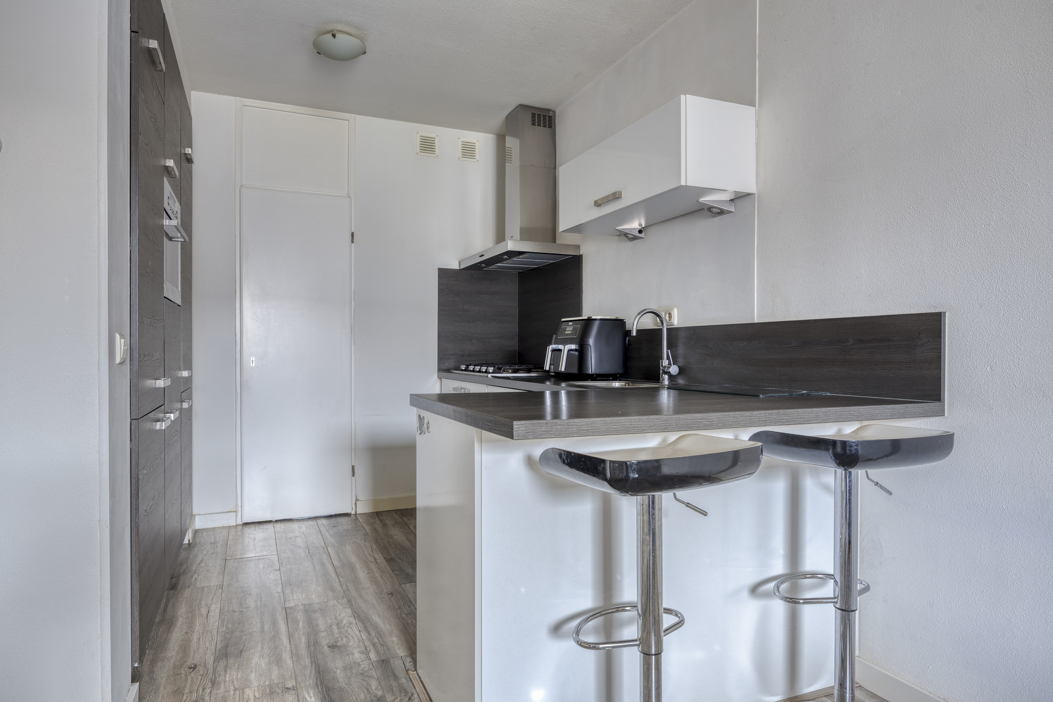 3 Rooms Rooms,1 BathroomBathrooms,Woonhuis,Te Koop,1660