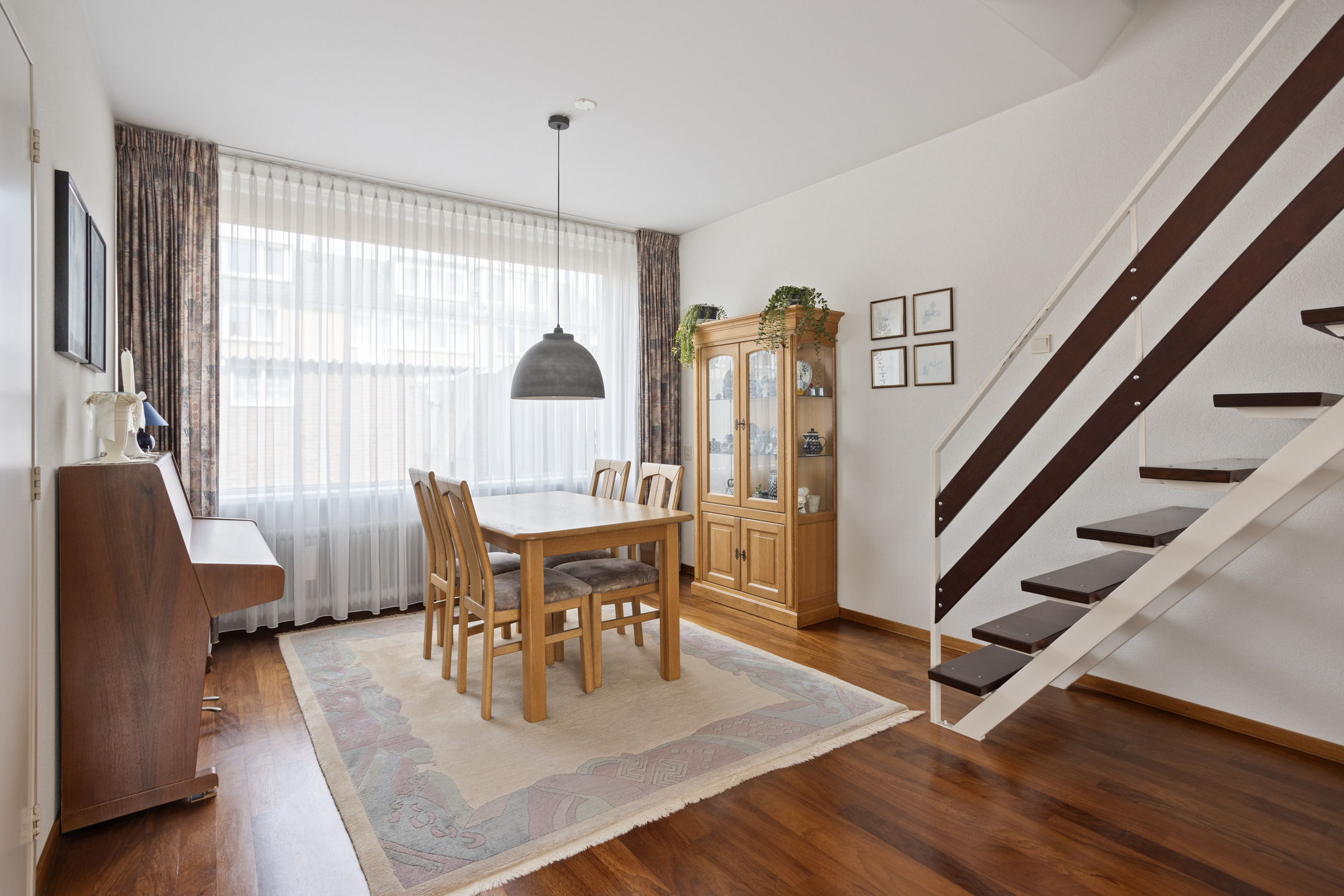 5 Rooms Rooms,1 BathroomBathrooms,Woonhuis,Te Koop,1662