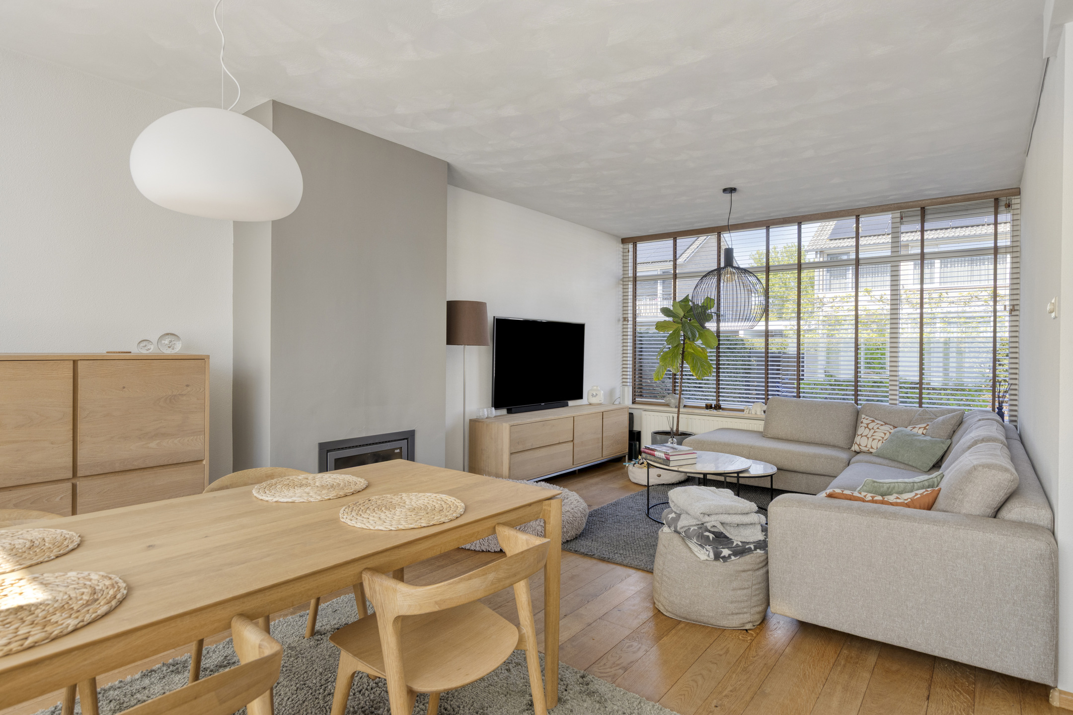 6 Rooms Rooms,1 BathroomBathrooms,Woonhuis,Te Koop,1668