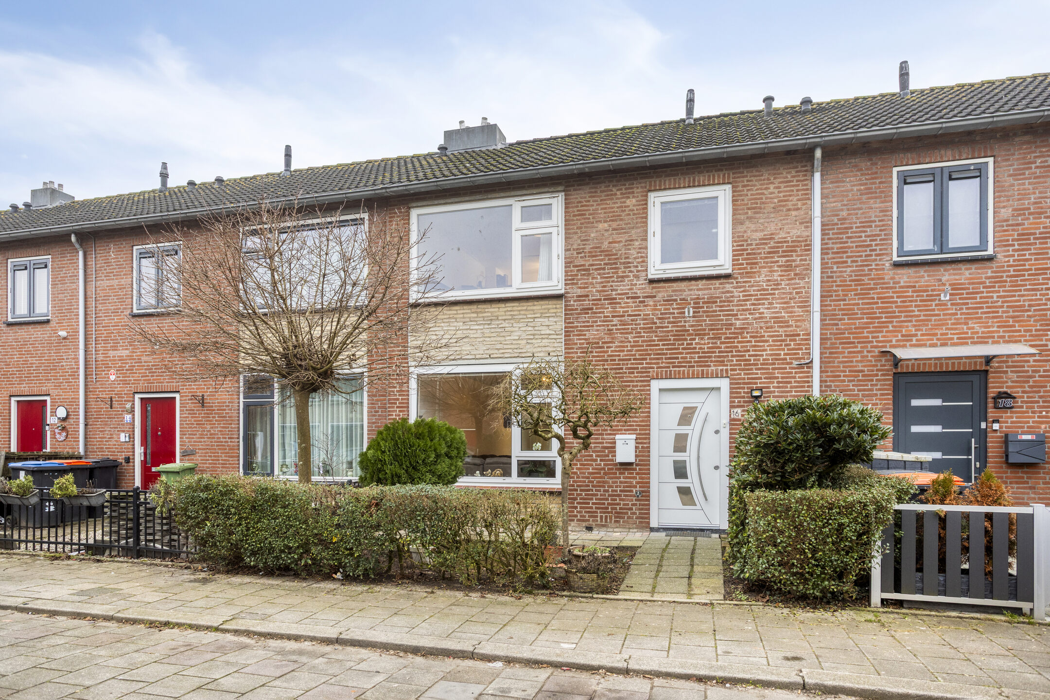 5 Rooms Rooms,1 BathroomBathrooms,Woonhuis,Te Koop,1669