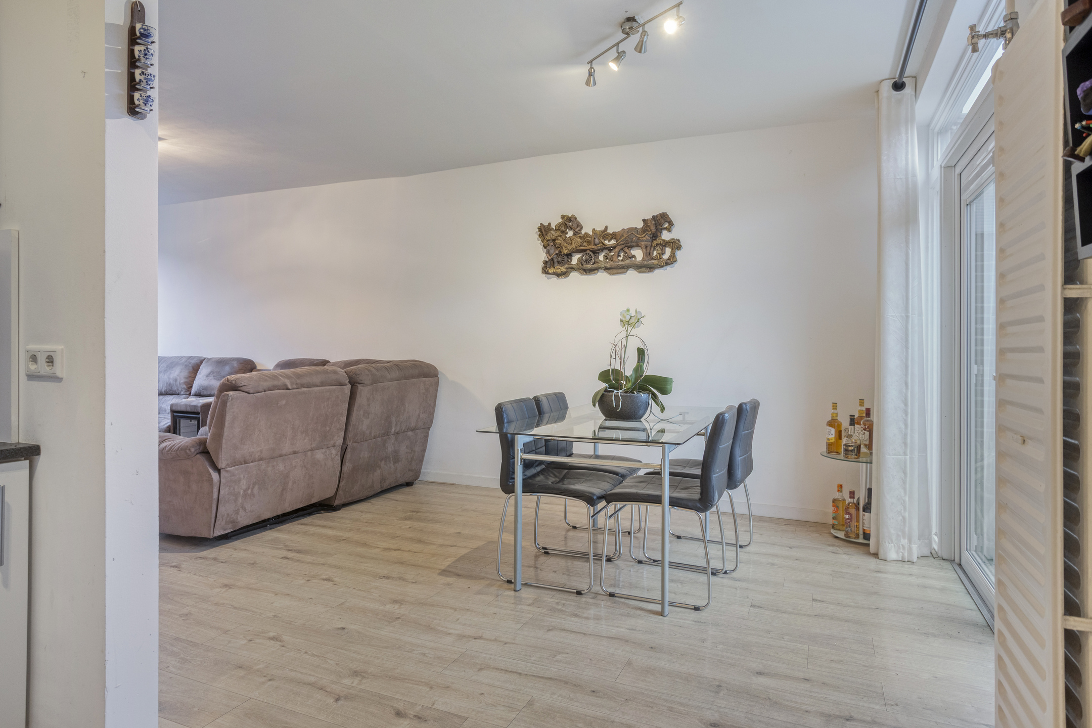 5 Rooms Rooms,1 BathroomBathrooms,Woonhuis,Te Koop,1669