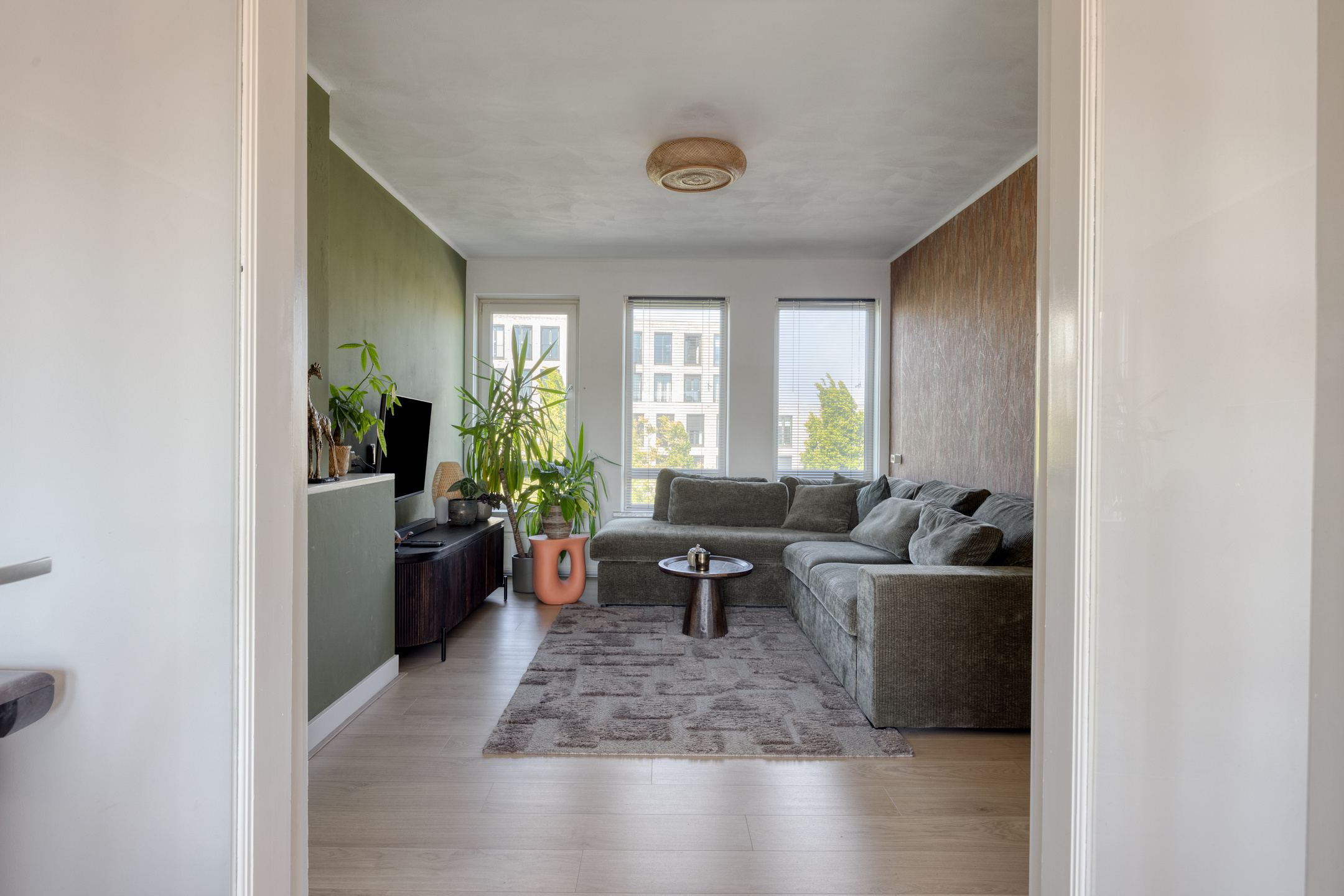 2 Bedrooms Bedrooms, ,Appartement,Te Koop,1671