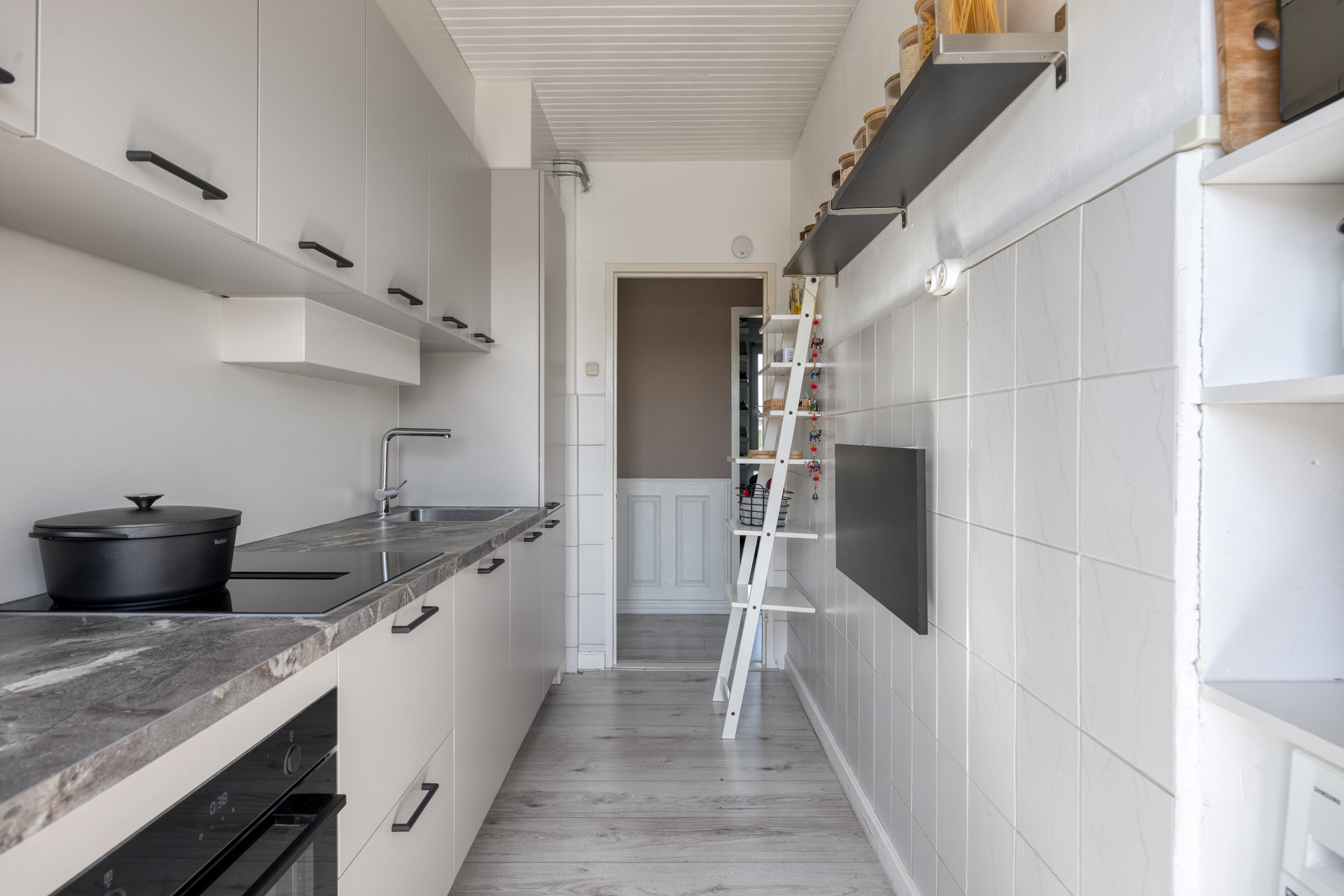 2 Bedrooms Bedrooms, ,Appartement,Te Koop,1671