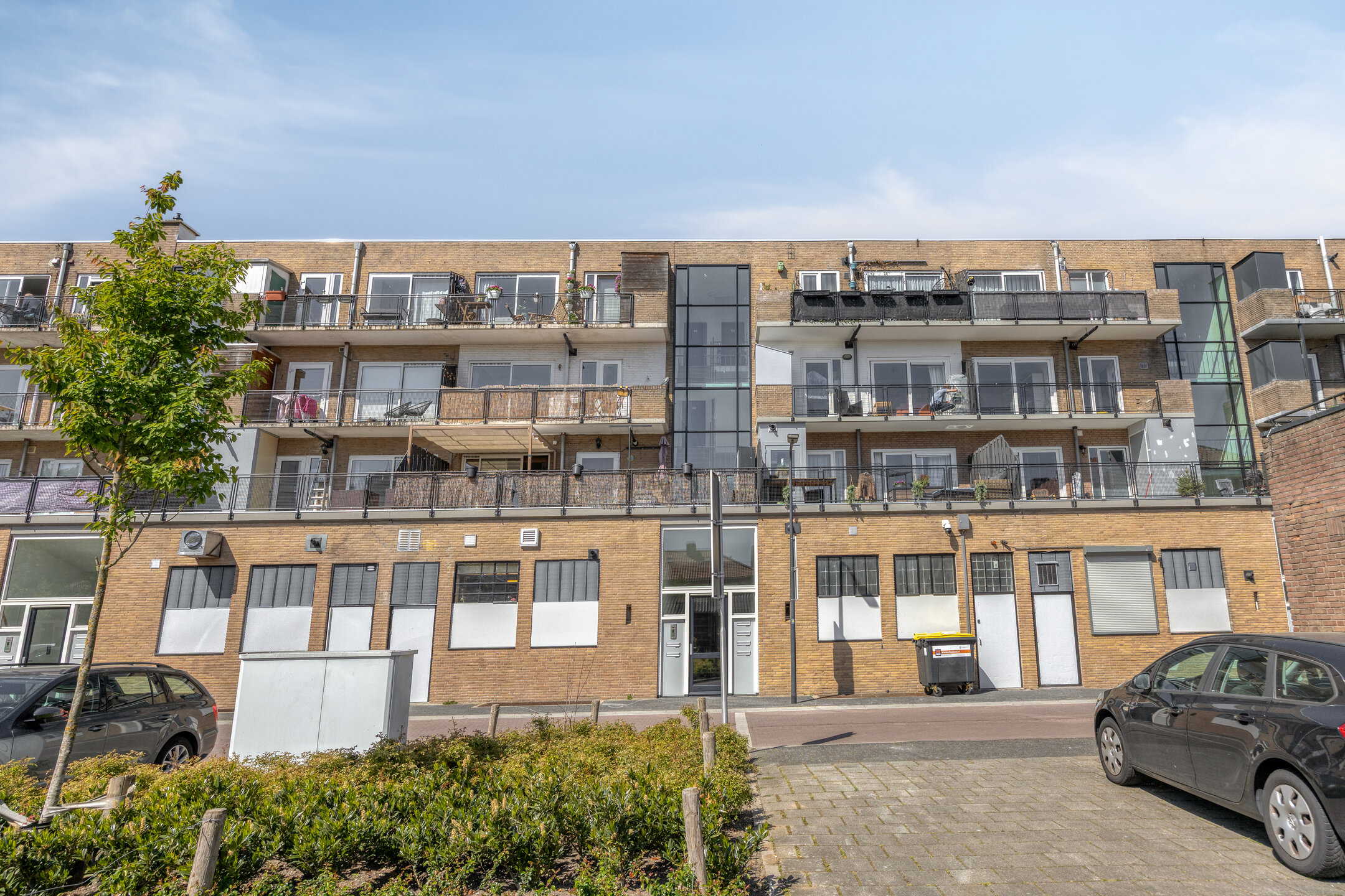 2 Bedrooms Bedrooms, ,Appartement,Te Koop,1671