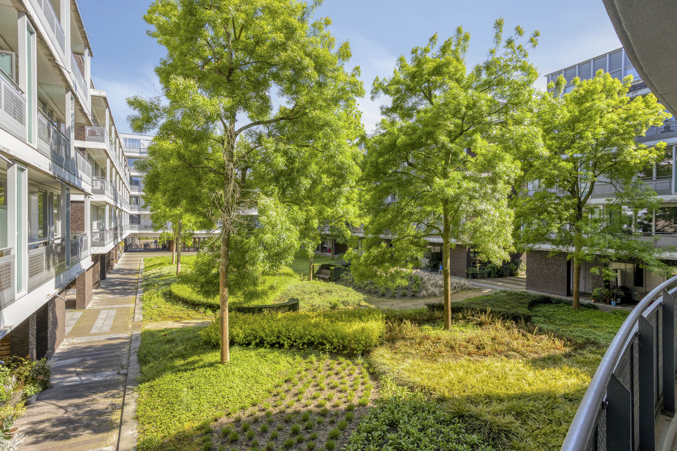 2 Bedrooms Bedrooms, ,1 BathroomBathrooms,Appartement,Te Koop,1672