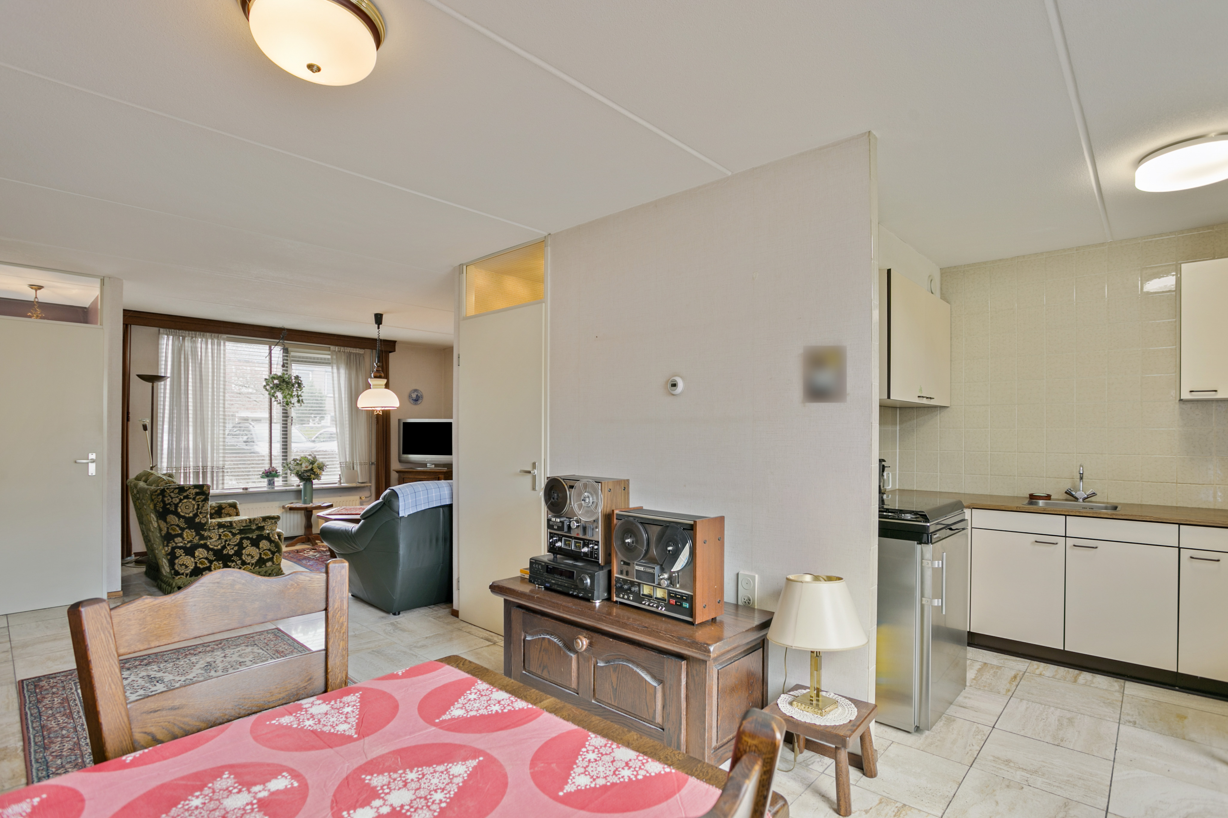 8 Rooms Rooms,1 BathroomBathrooms,Woonhuis,Te Koop,1050